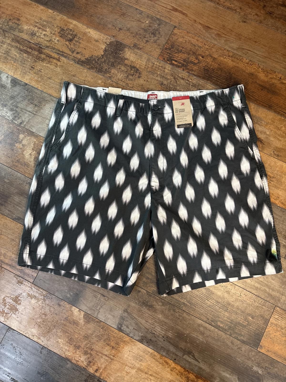 Levi's Levi's Men's Black and White Patterned Shorts 2X Size US 40 / EU 56 - 1 Thumbnail