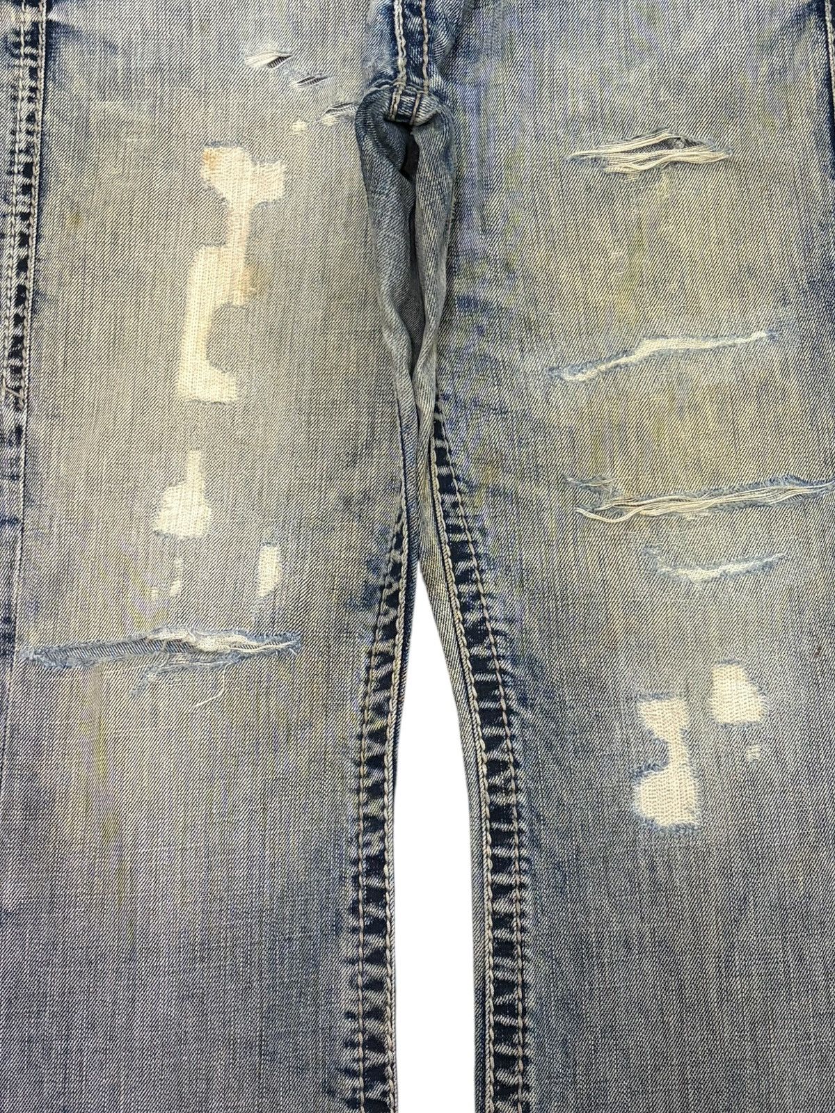 Tornado Mart Vintage Japanese Brand Mud Wash Distress Flare Jeans Size US 30 / EU 46 - 3 Thumbnail