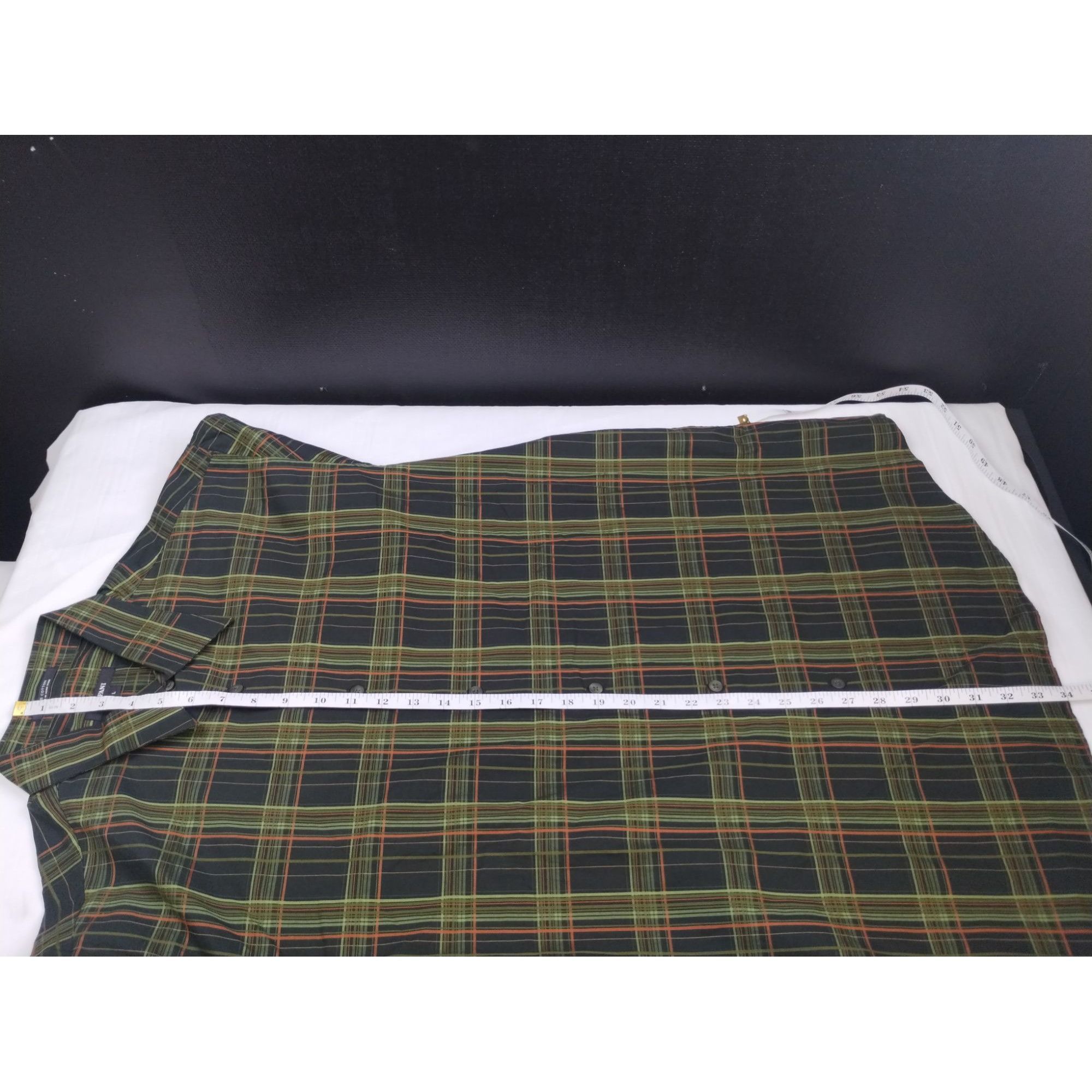 Alfani Alfani Men's Green Plaid Shirt/Button Up Size L SKU 3992 Size US L / EU 52-54 / 3 - 10 Thumbnail