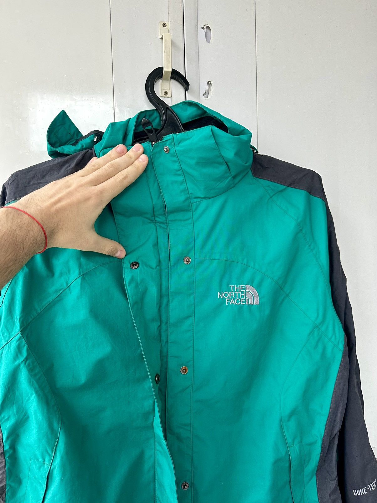 The North Face Vintage The North Face Gore-Tex Summit Series Jacket Size US L / EU 52-54 / 3 - 10 Thumbnail