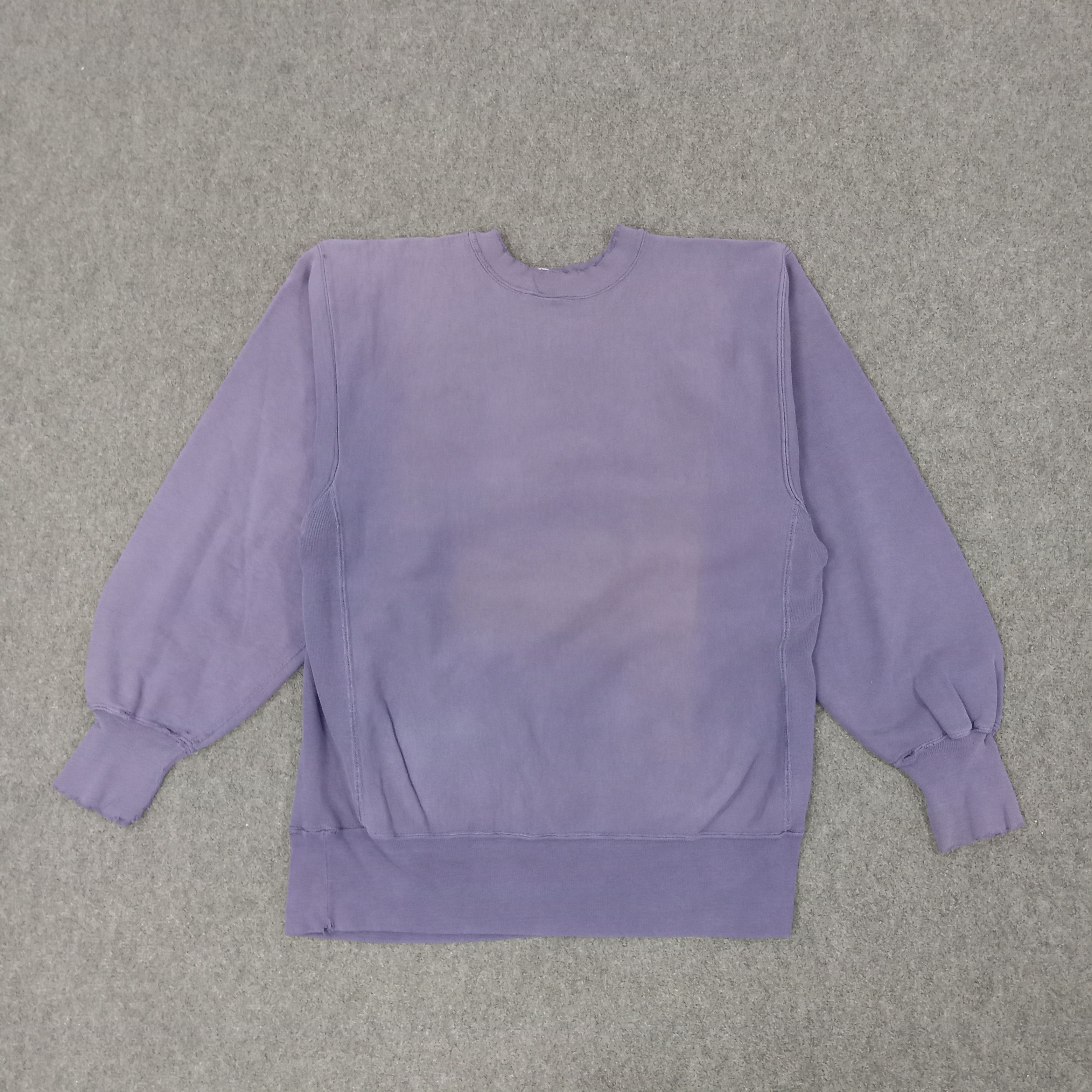 Champion × Vintage Champion Reverse Weave Distressed Sweatshirt Size US L / EU 52-54 / 3 - 5 Thumbnail