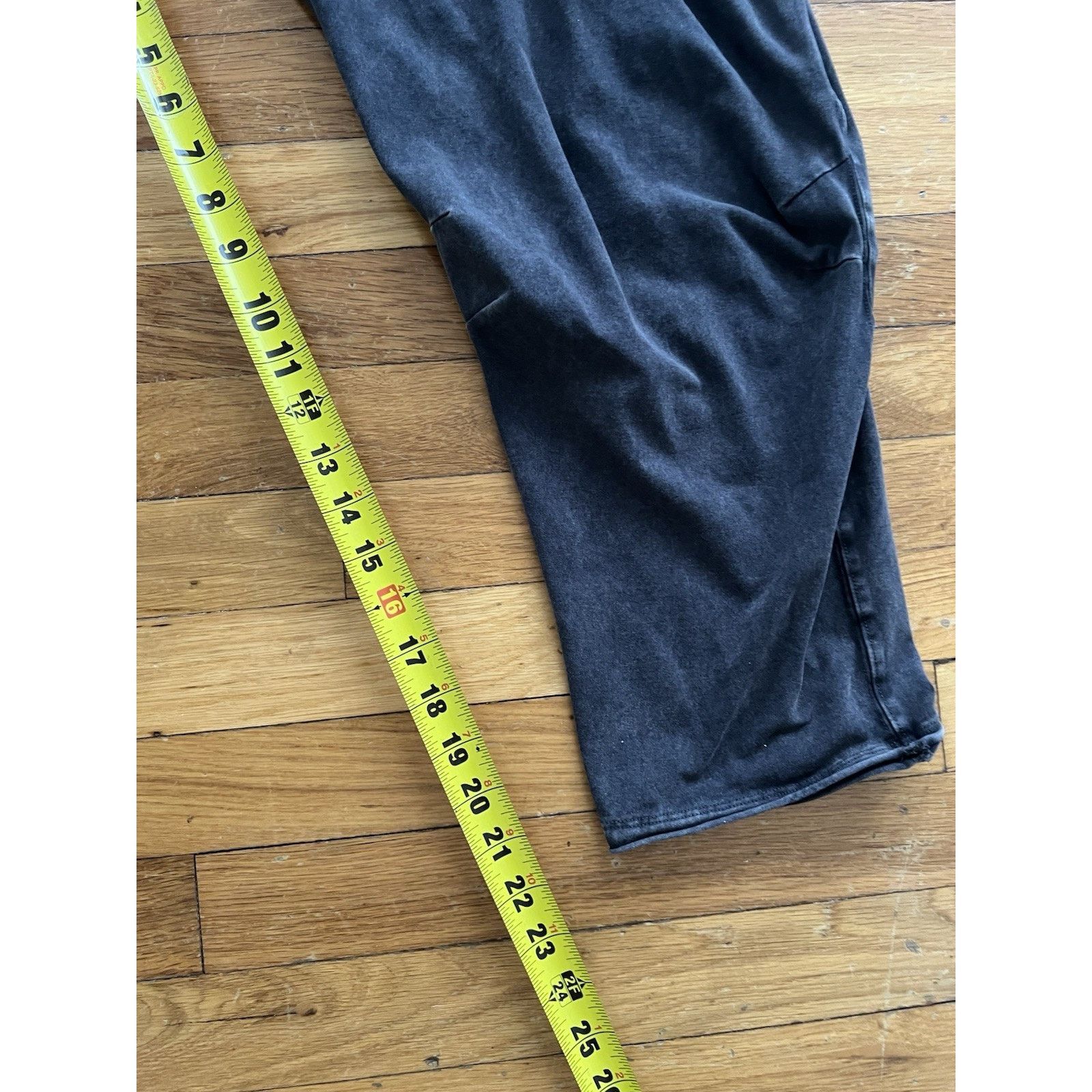 Free People Free People shed Black Petite Small A001866 Size 28" / US 6 / IT 42 - 8 Thumbnail