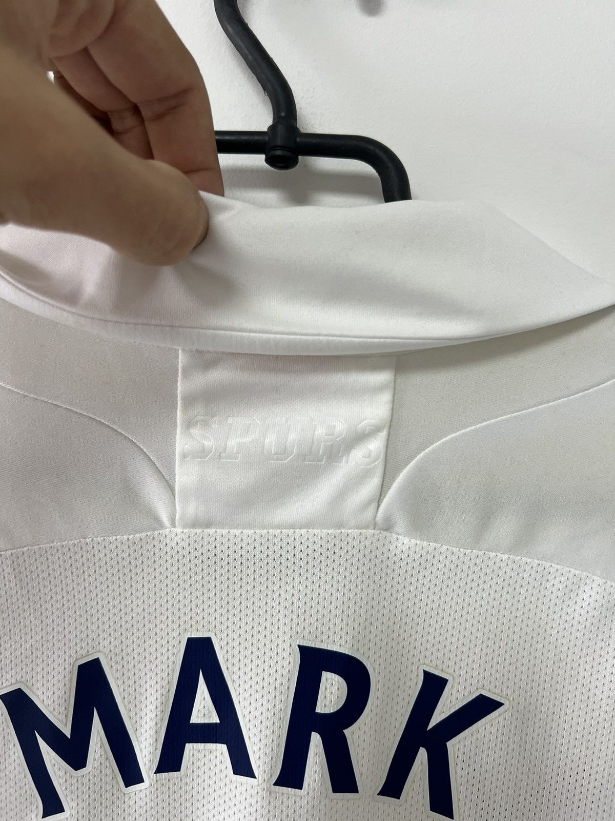 Puma Tottenham Hotspur 2011/12 Home Football Shirt Jersey Puma XL Size US XL / EU 56 / 4 - 20 Thumbnail