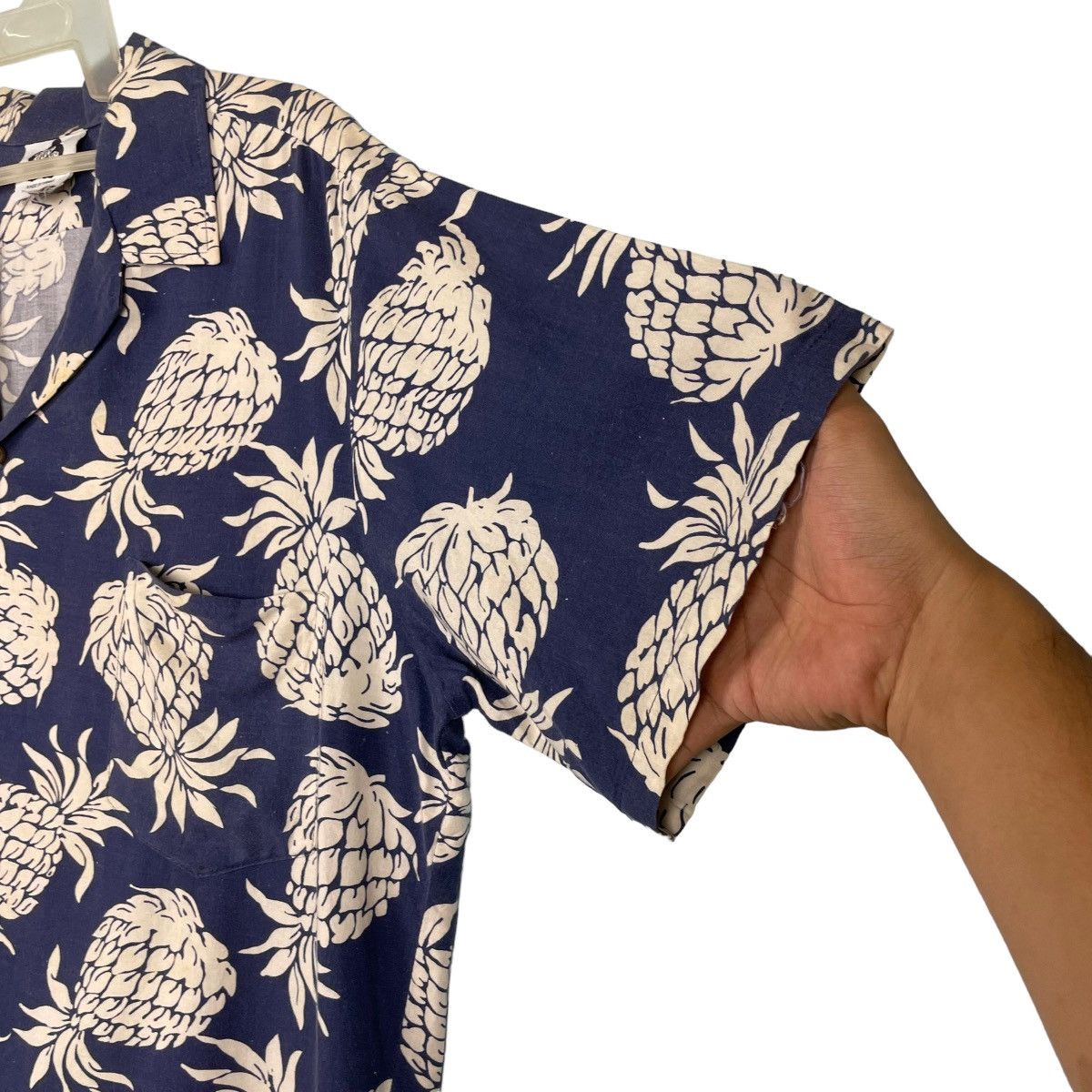 Hilo Hattie 🔥LAST PRICE🔥VTG Hilo Hattie Made In Hawaii Pineapple Shirt Size US L / EU 52-54 / 3 - 8 Thumbnail