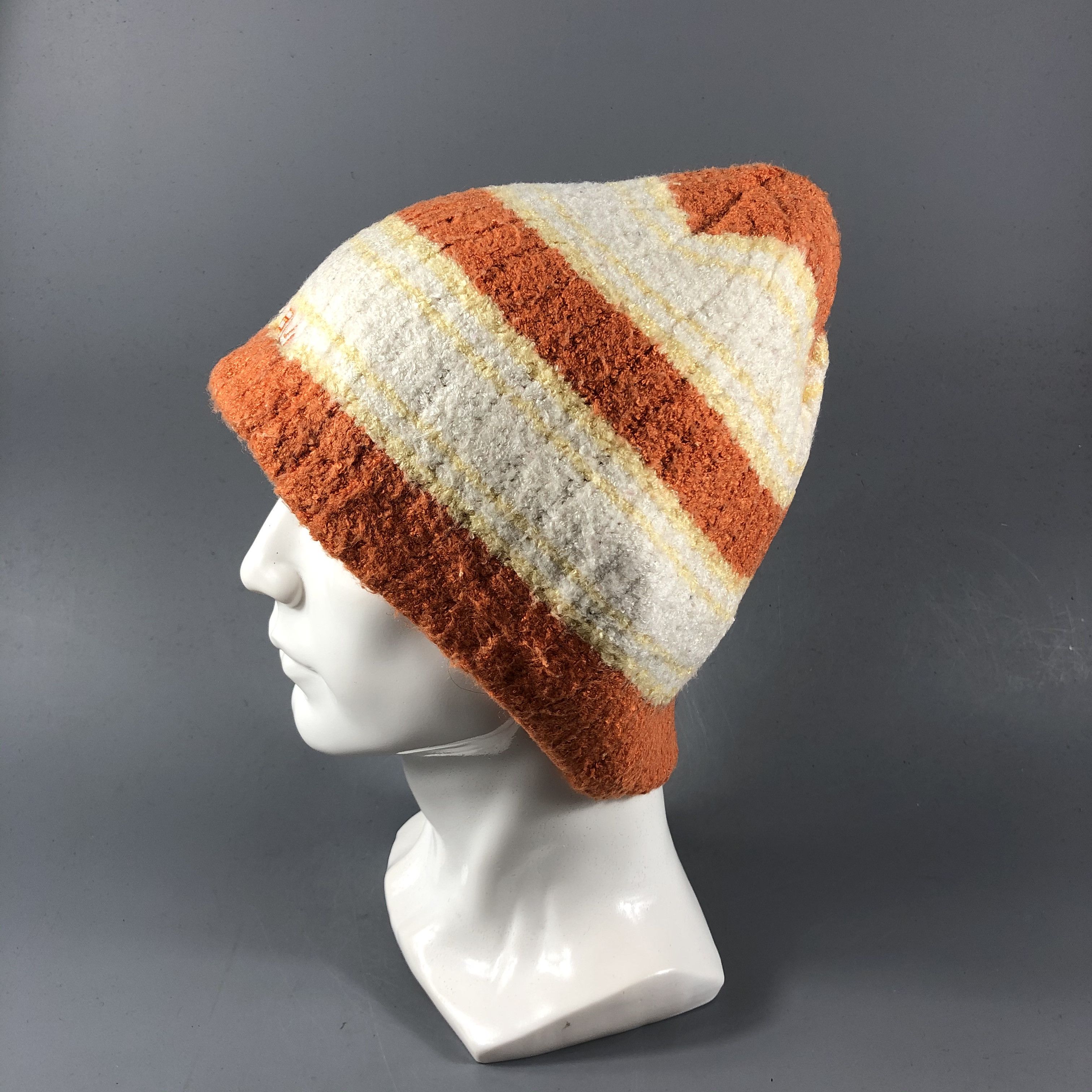 Fila Fila Striped Beanie Snowcap Snow Hat B759 Size ONE SIZE - 2 Thumbnail