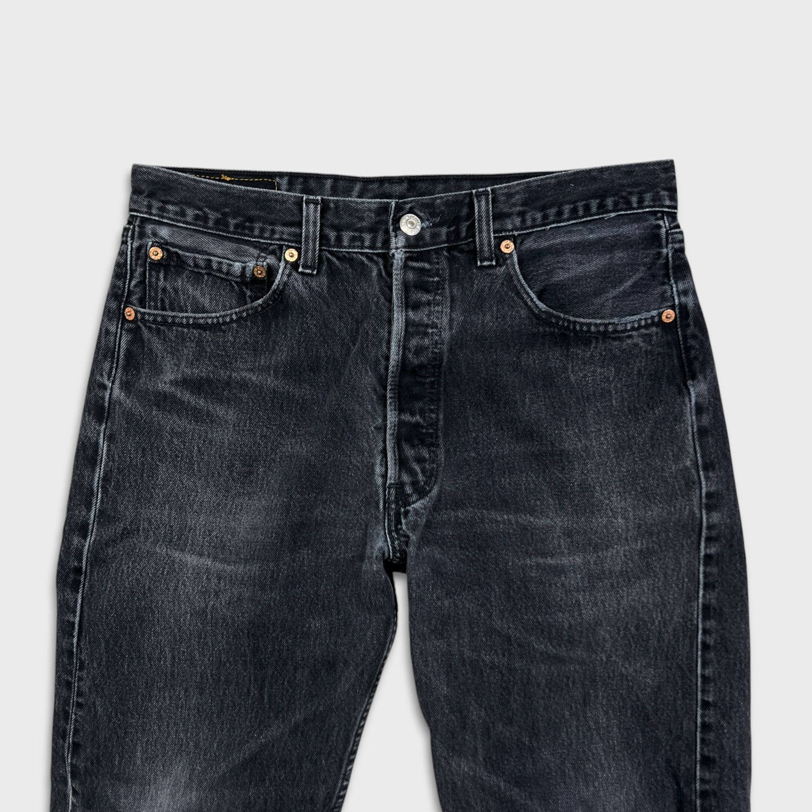 Levi's Vintage Levi's 501 Jeans 32x29 Straight Faded 90s Denim Pant Size US 32 / EU 48 - 2 Thumbnail