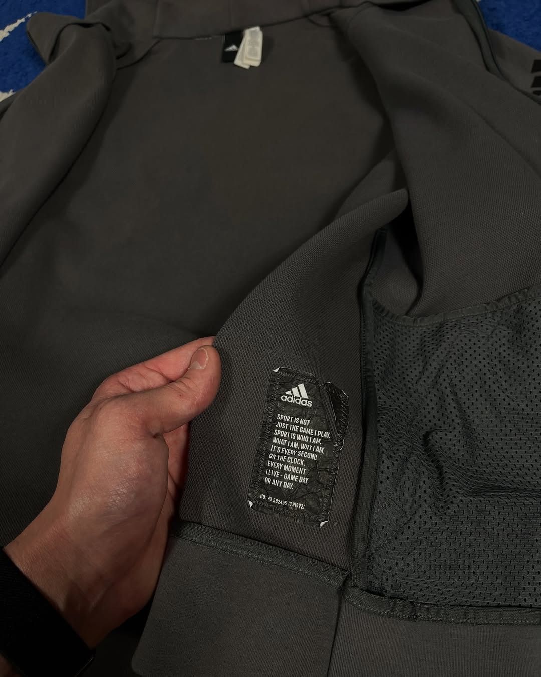 Adidas Adidas Size US XL / EU 56 / 4 - 5 Thumbnail