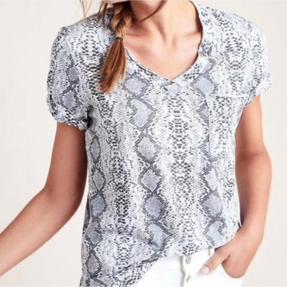 Designer Anthropologie l t.la Snakeskin Print Tee XS Size XS / US 0-2 / IT 36-38 - 1 Thumbnail