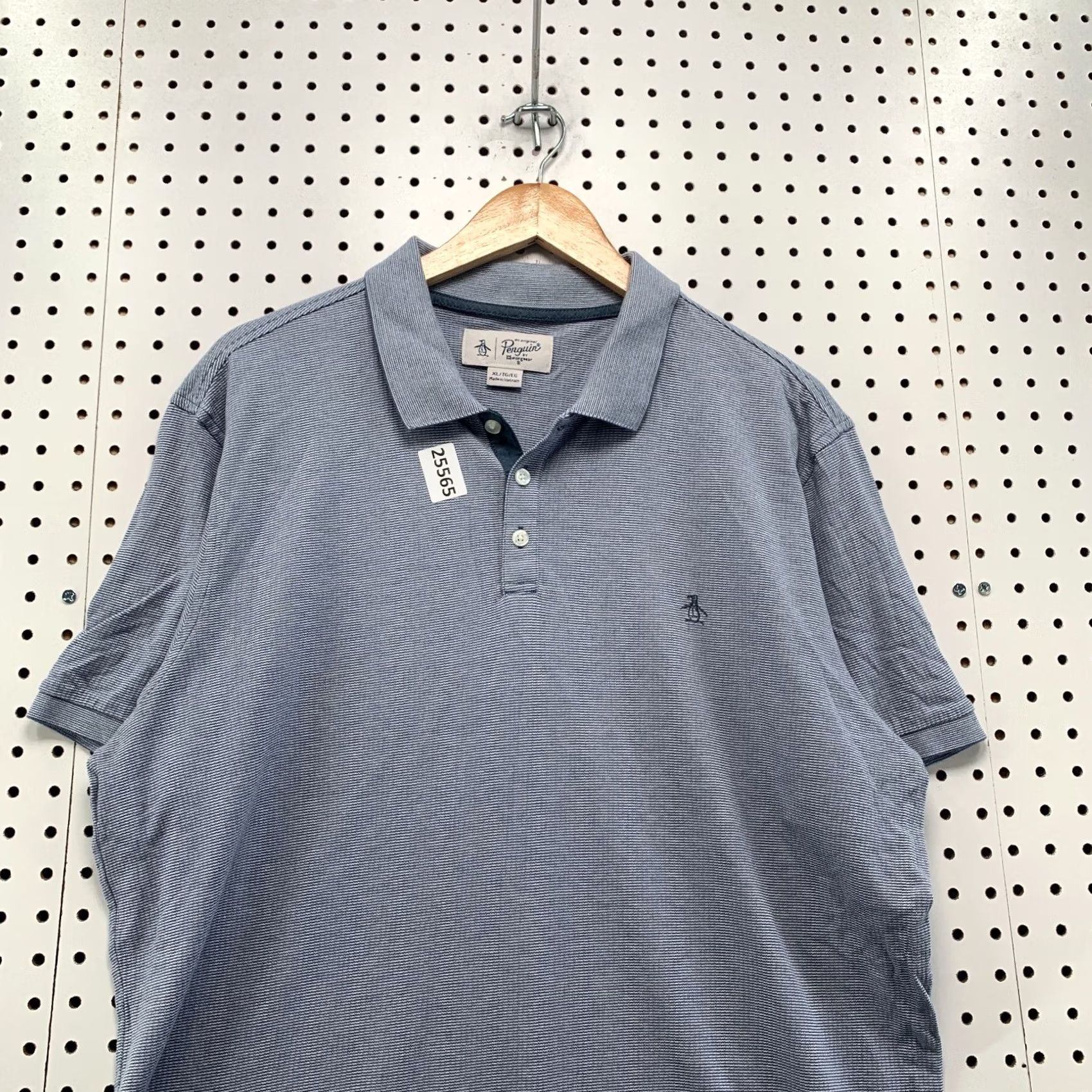 Vintage Item Specifications: Brand: Penguin Size US XL / EU 56 / 4 - 2 Thumbnail