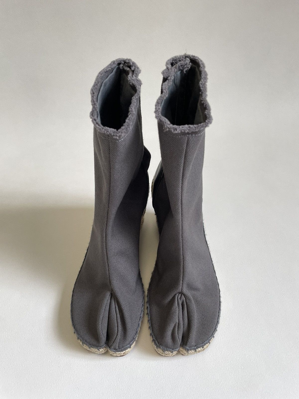 Maison Margiela Gray Canvas ‘Espadrille’ Tabi Boots Size US 7 / IT 37 - 2 Thumbnail