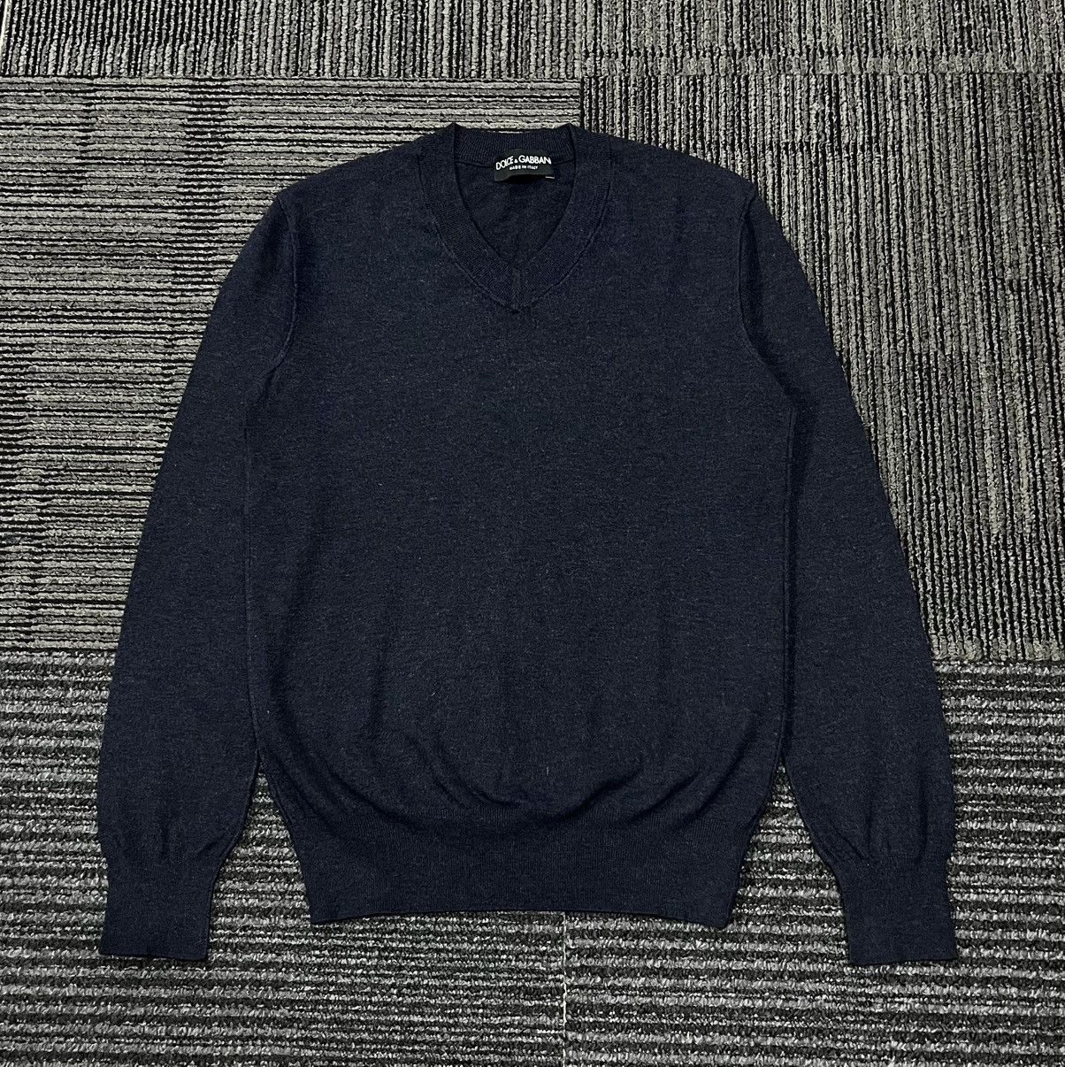 Dolce & Gabbana Dolce & Gabbana Vneck Knitwear Size US M / EU 48-50 / 2 - 1 Thumbnail