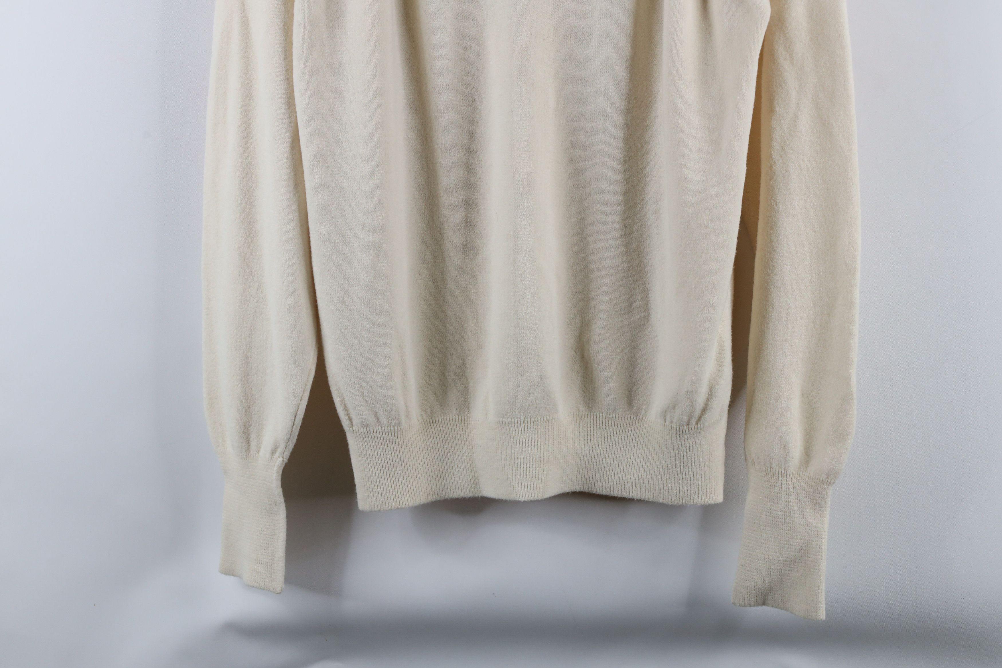 Vintage Vintage 70s Streetwear Knit V-Neck Sweater Cream USA Acrylic Size US L / EU 52-54 / 3 - 3 Thumbnail