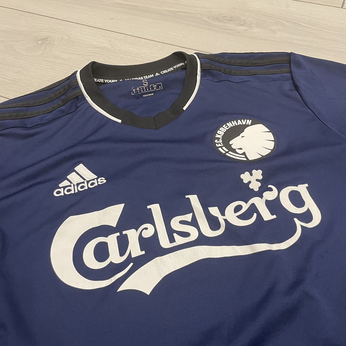 Band Tees Adidas KOBENHAVN Carlsberg shirt jersey tee soccer football Size US S / EU 44-46 / 1 - 2 Thumbnail