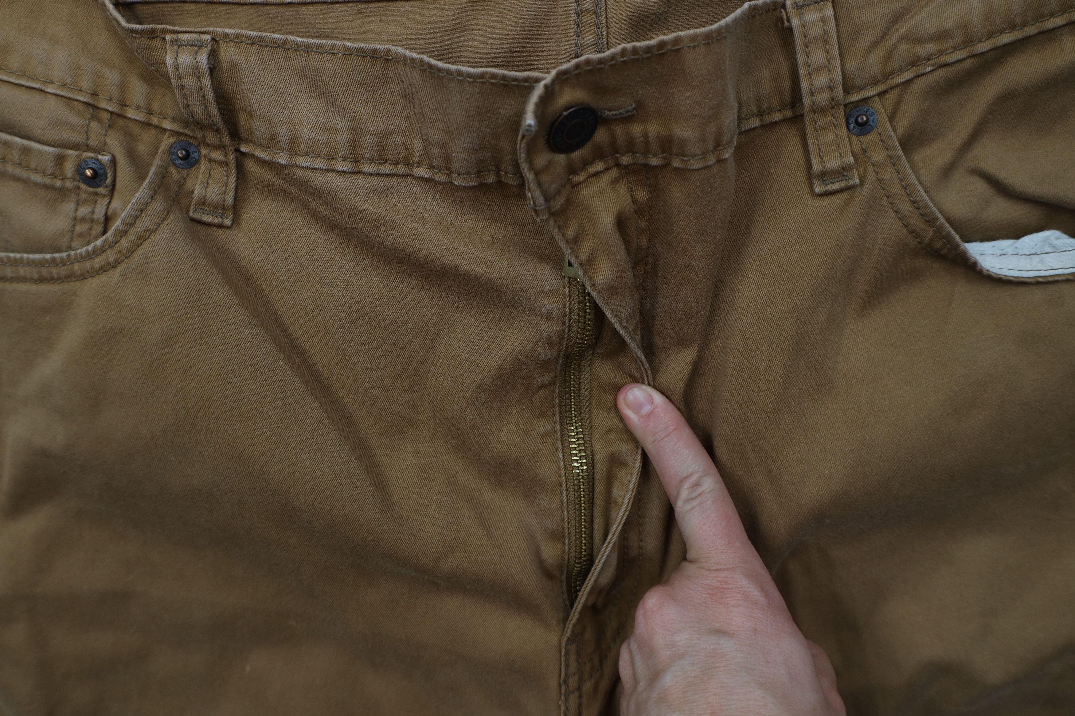 Levi's Vintage Y2K Levis 541 Athletic Fit Tapered Leg Pants Brown Size US 42 / EU 58 - 7 Thumbnail