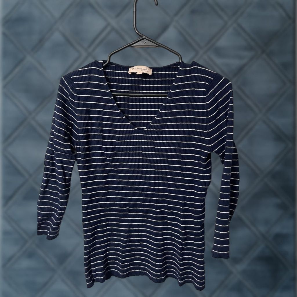 Vintage PILOSOPHY REPUBLIC Sweater Women Adult L Blue Striped V-Neck Long Sleeve Viscose Knit Size L / US 10 / IT 46 - 1 Thumbnail