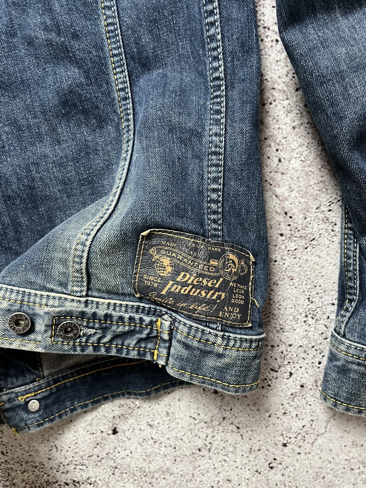Diesel × Vintage 🔥Vintage Diesel Jeans Jacket Denim Coat Size US M / EU 48-50 / 2 - 7 Thumbnail