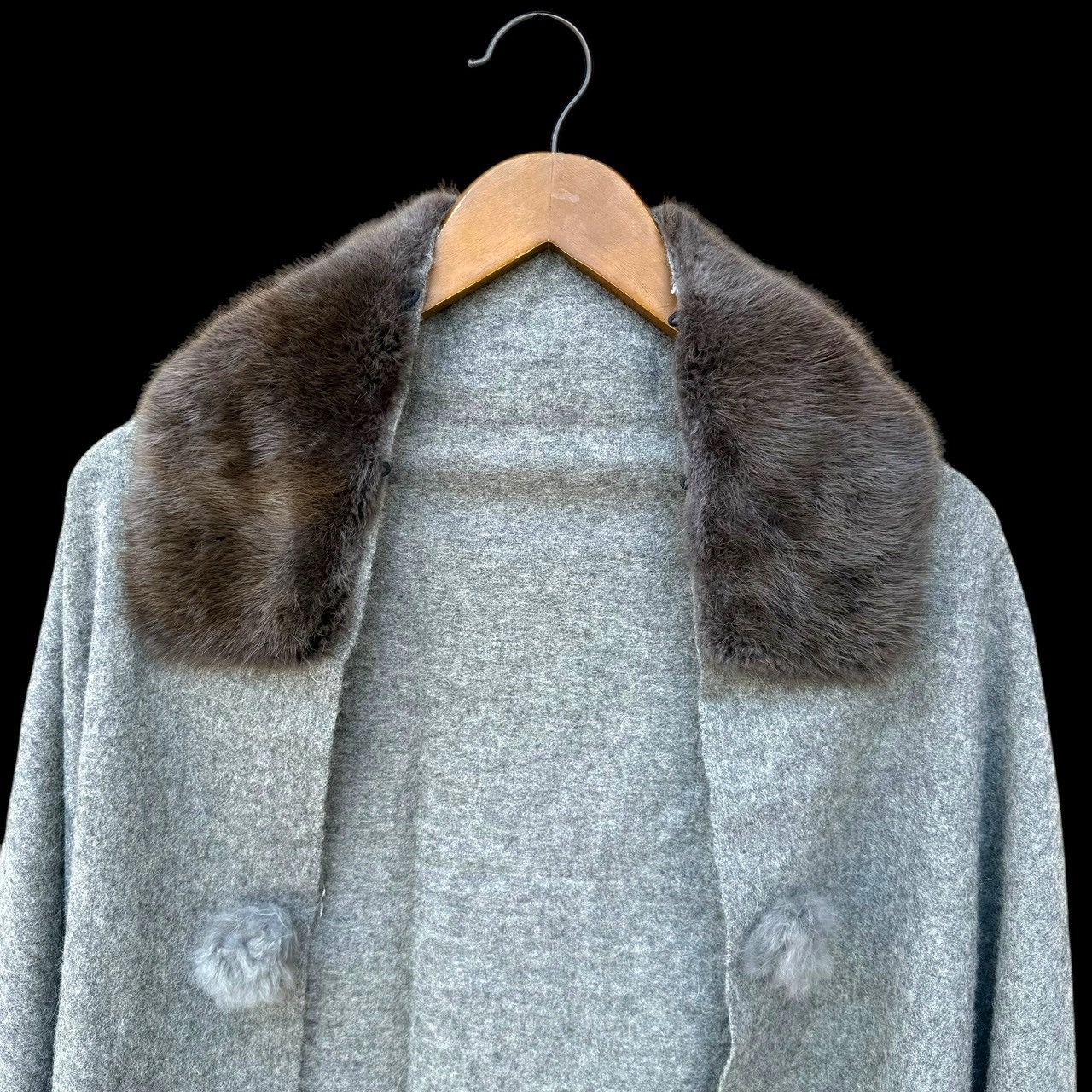Acne Studios Acne Studios Fur Collar Wool Cape Poncho Size XL / US 12-14 / IT 48-50 - 3 Thumbnail