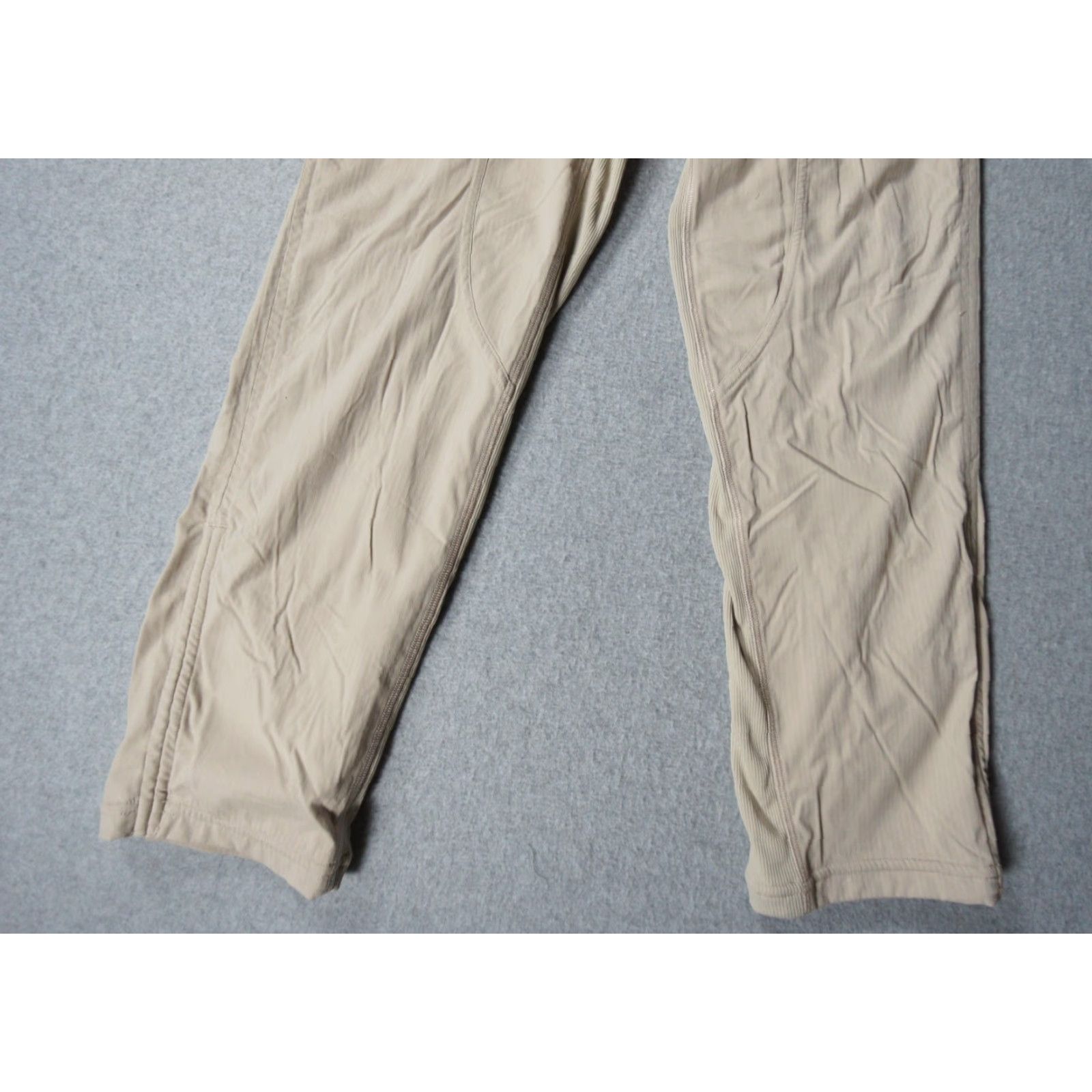 Lululemon Lululemon Pants Womens 2 Beige Jogger Dance Studio Active Casual Comfort Regular Size Type: Regular Inseam 24.5 in Pockets Size 26" / US 2 / IT 38 - 5 Thumbnail