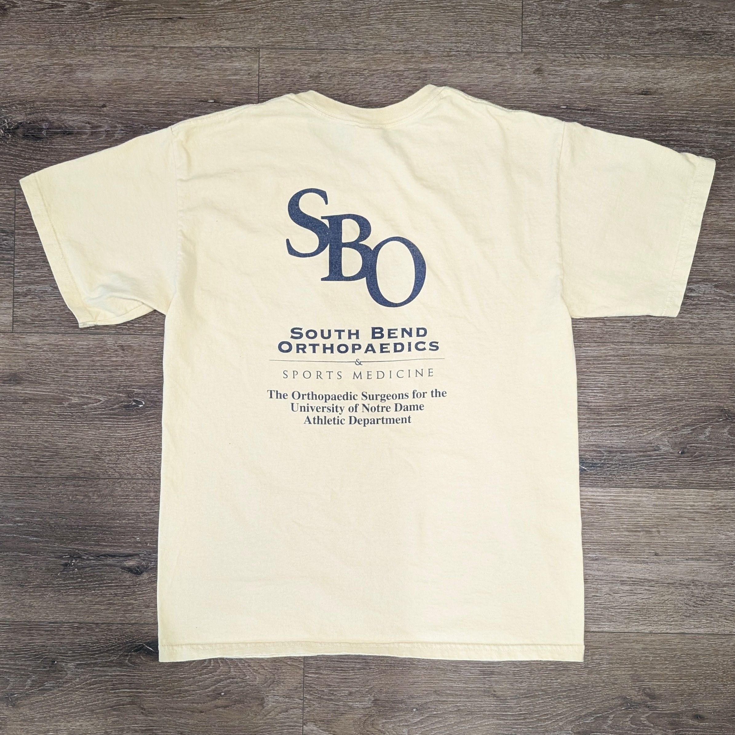 Gildan × Vintage Vintage Notre Dame Gold Games 04-05 t-shirt - SIZE L Size US L / EU 52-54 / 3 - 4 Thumbnail
