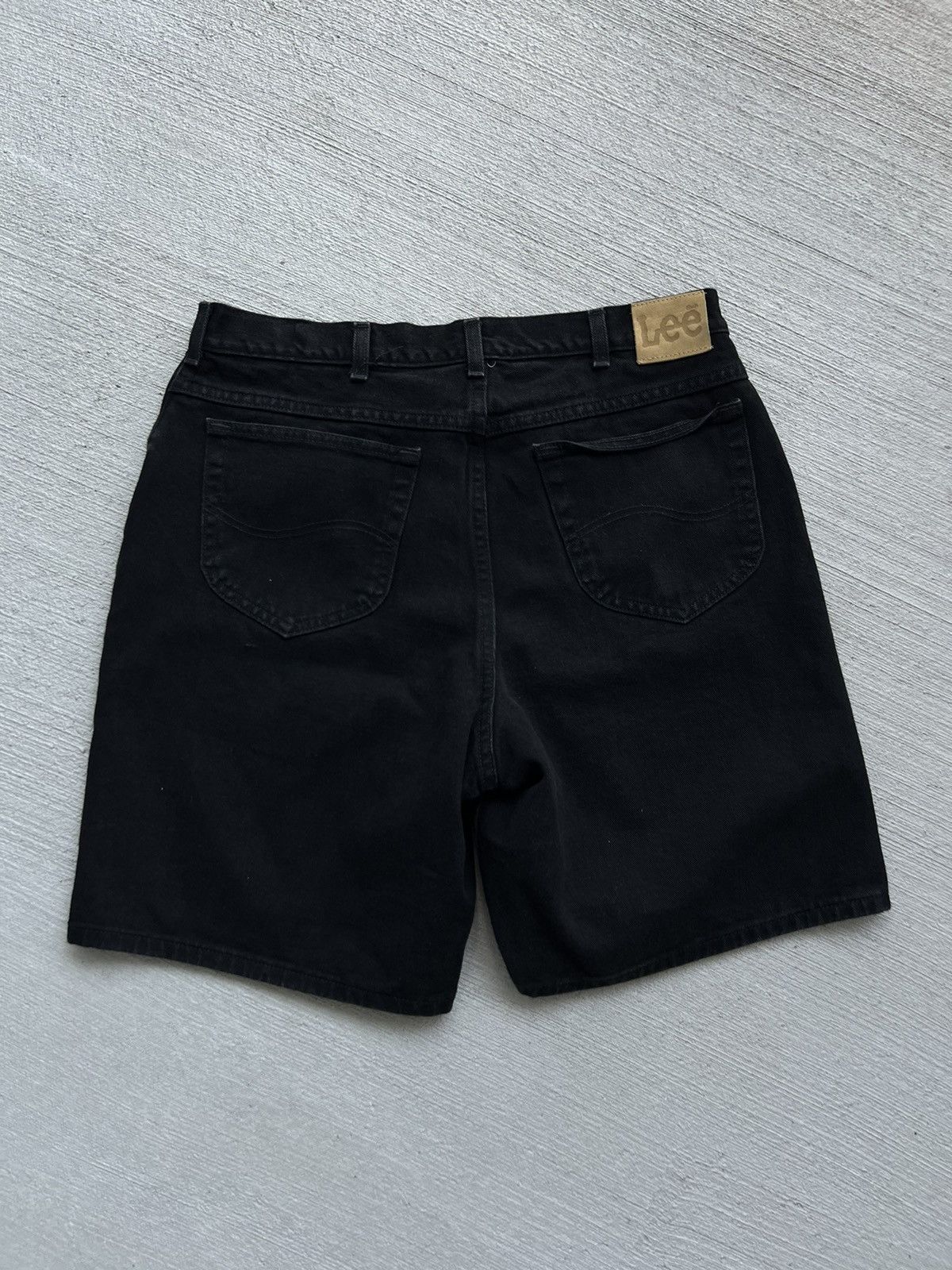 Lee Vintage 90s Lee Black Denim Shorts Jorts Size US 38 / EU 54 - 1 Thumbnail