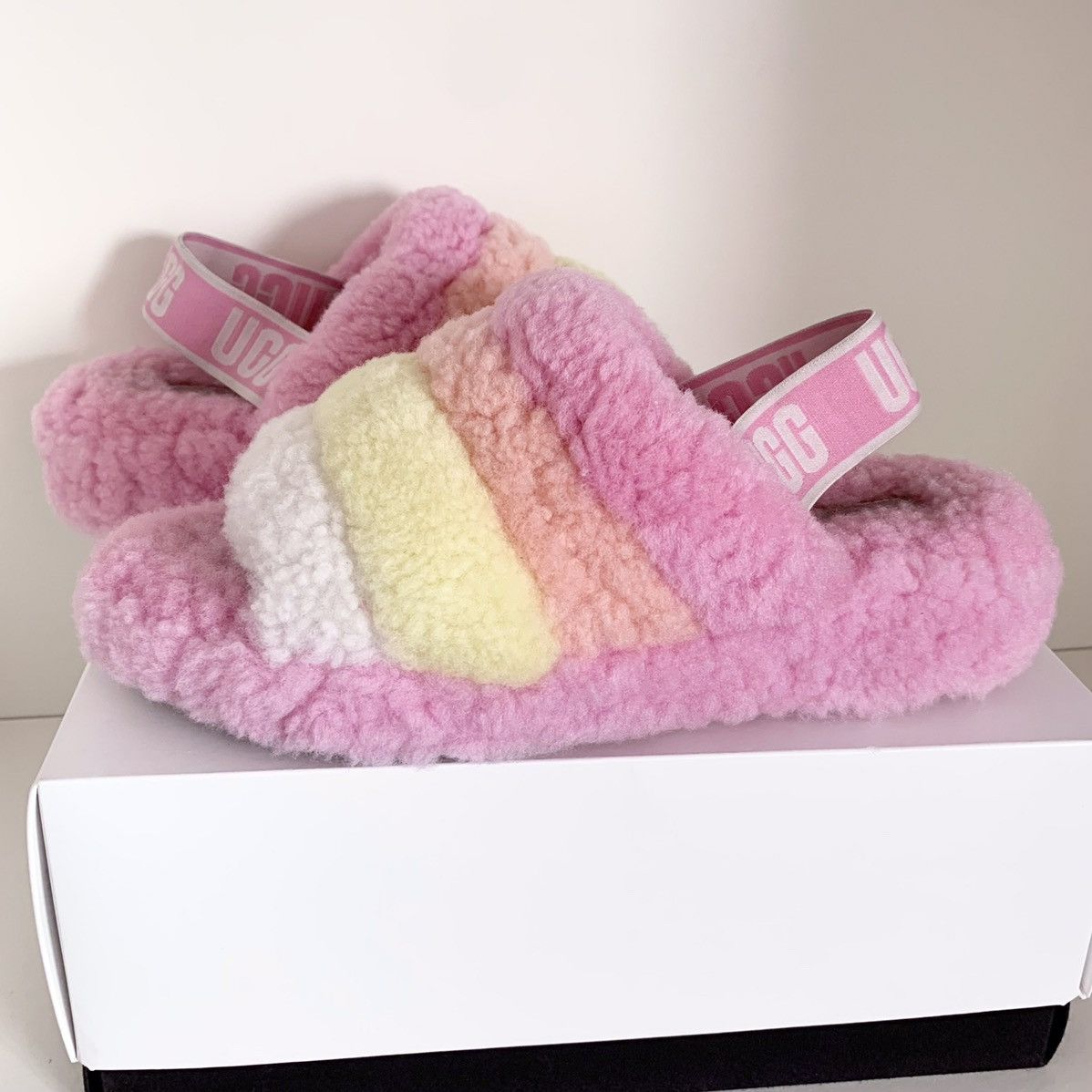 Ugg Ugh shearling pastel pink popsicle slides Size US 7 / IT 37 - 15 Thumbnail