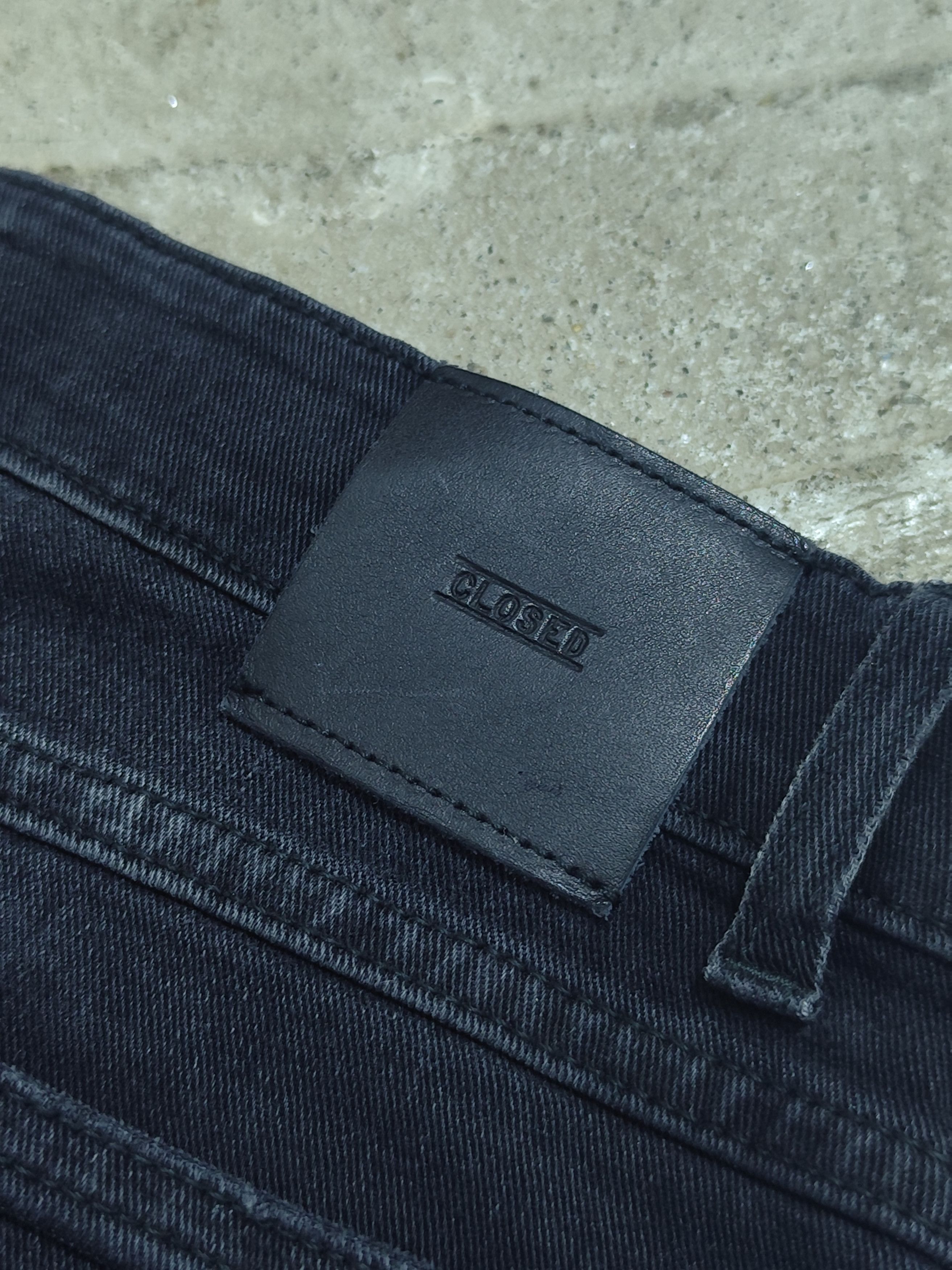 CLOSED × Marithe + Francois Girbaud Closed Unity Slim washed black Size US 30 / EU 46 - 10 Thumbnail