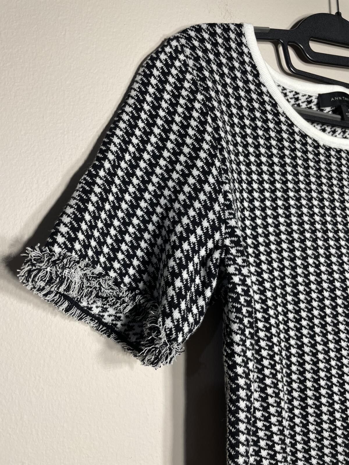 Ann Taylor Ann Taylor Houndstooth Fringe Sweater Top preppy chic S Size S / US 4 / IT 40 - 5 Thumbnail