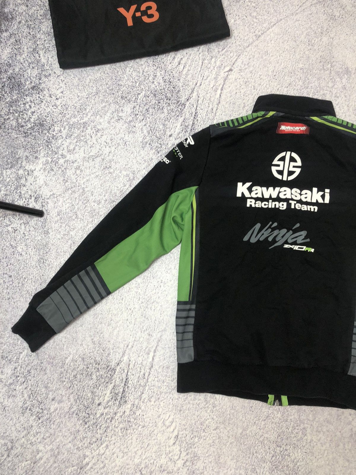 Vintage Men’s sweater Kawasaki recing Team size S Moto vintage Size US S / EU 44-46 / 1 - 8 Thumbnail