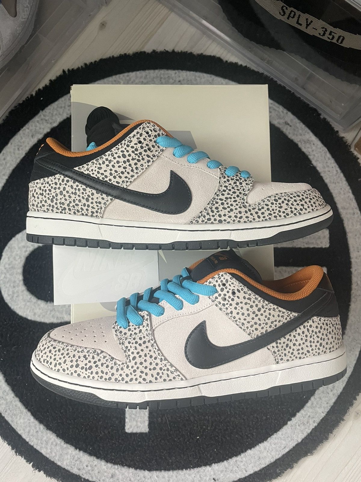 Nike Nike SB Dunk Low Olympic Safari Size US 11 / EU 44 - 2 Thumbnail