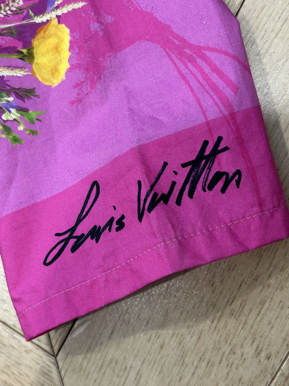 Louis Vuitton LOUIS VUITTON FLORAL PRINTED HOODIE Size US S / EU 44-46 / 1 - 3 Thumbnail