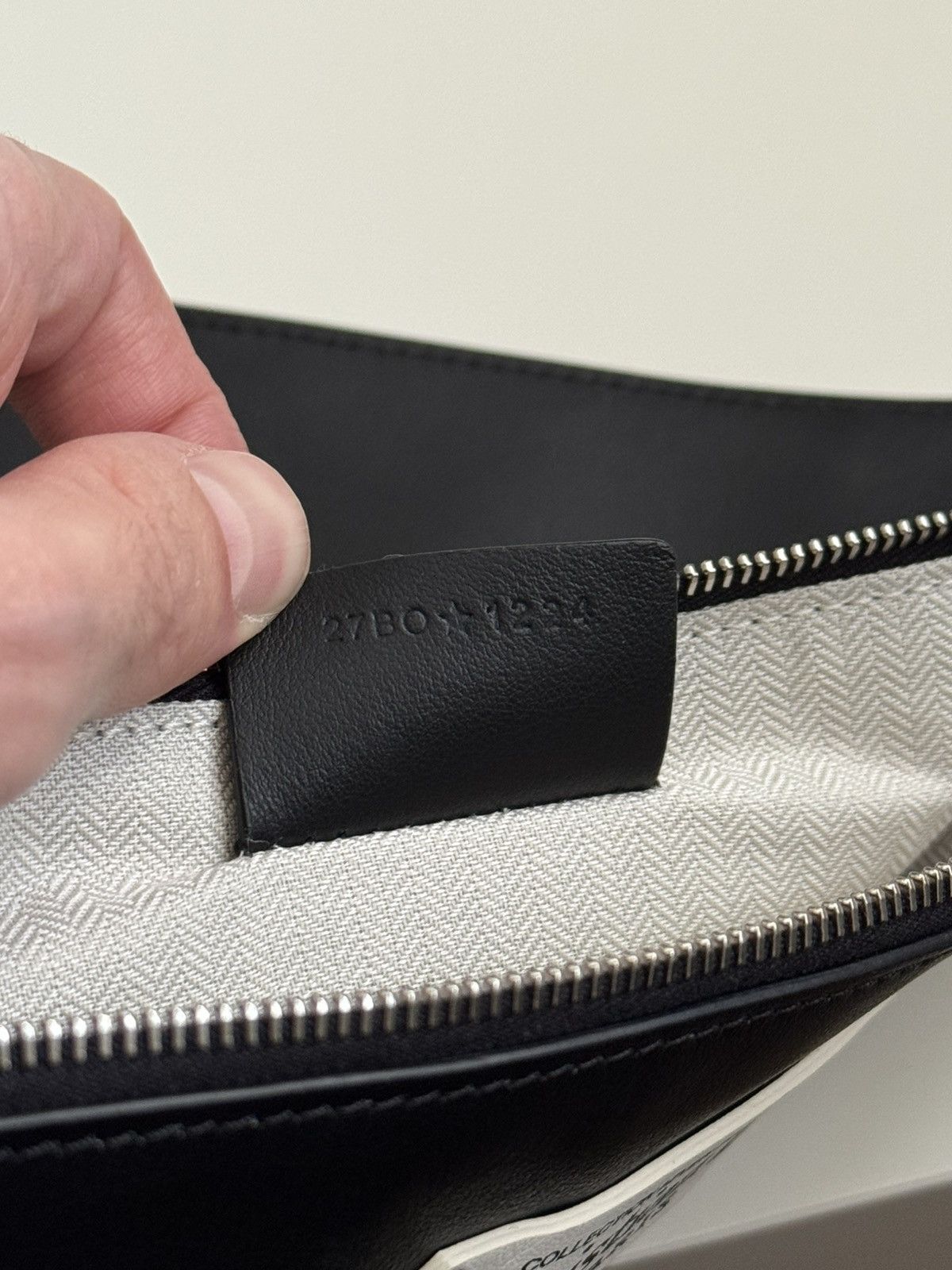 Dior Dior FW2025 zip leather pouch Size ONE SIZE - 8 Thumbnail