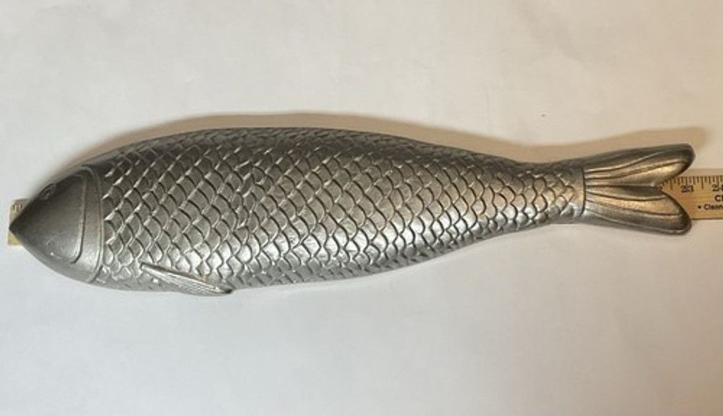 The Unbranded Brand Fish Cast Metal 5.75''x23.25 x1.25''/14.6cm x 59.1cm x 3.1cm Size ONE SIZE - 3 Thumbnail