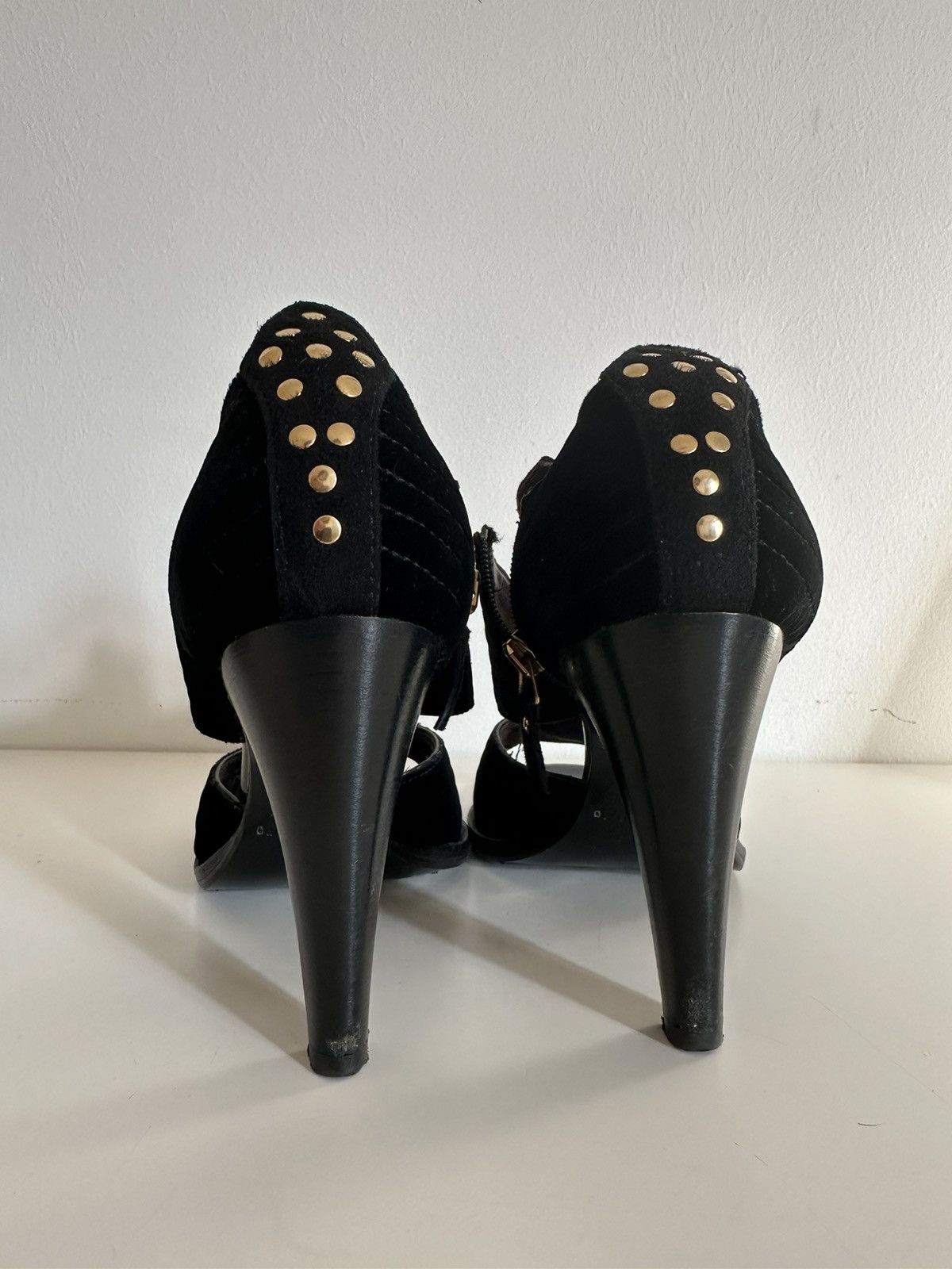 Vanessa Bruno Gold studded Vanesa Bruno velvet heels Size US 8 / IT 38 - 4 Thumbnail