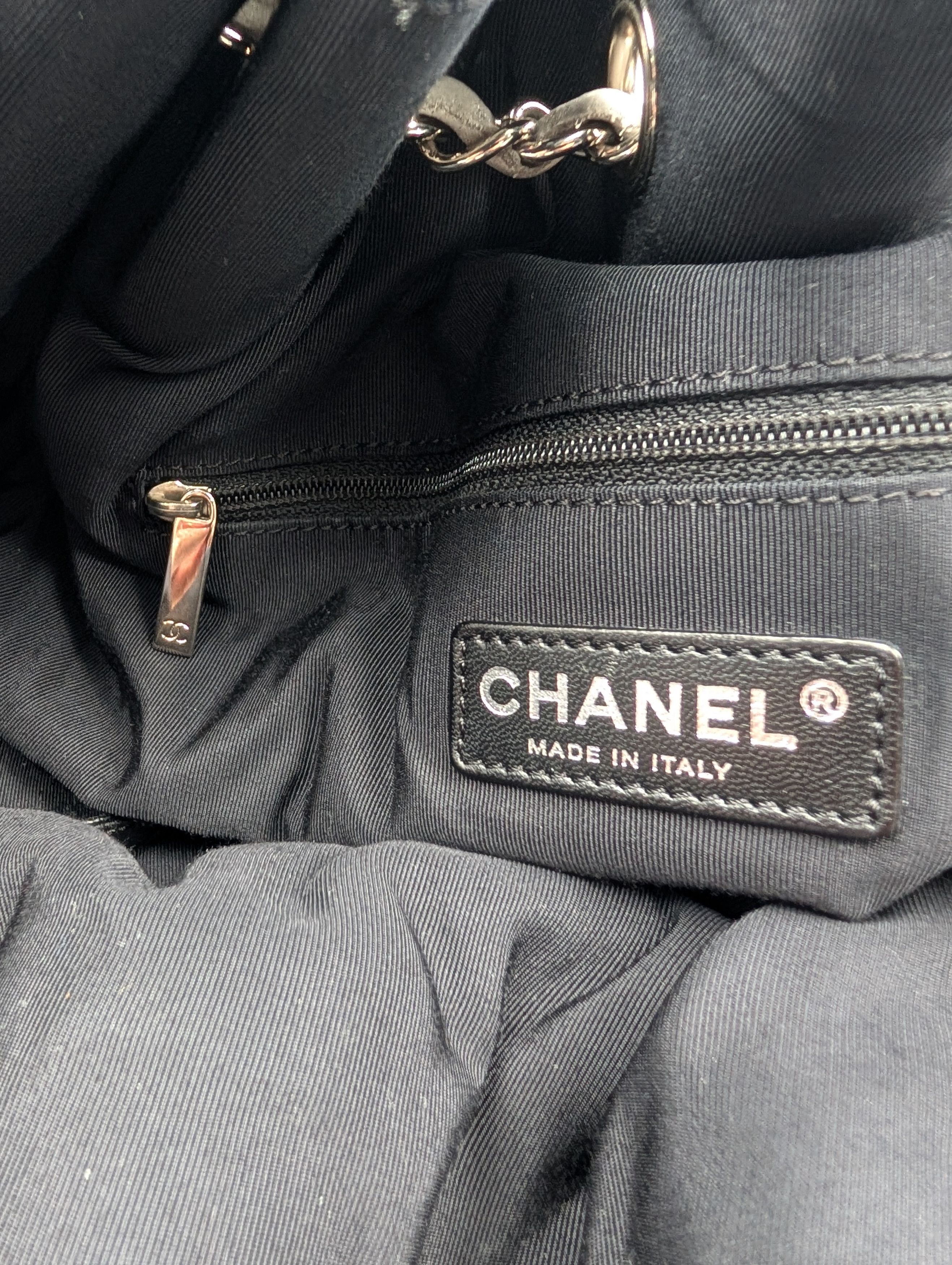 Chanel Chanel Grey Stretch Spirit XL Hobo Bag Size ONE SIZE - 5 Thumbnail