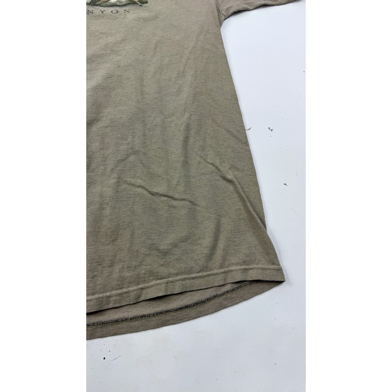Vintage VINTAGE Prairie Mountain Zion Canyon Shirt Mens Large Beige Horse Tee Made USA Size US L / EU 52-54 / 3 - 2 Thumbnail