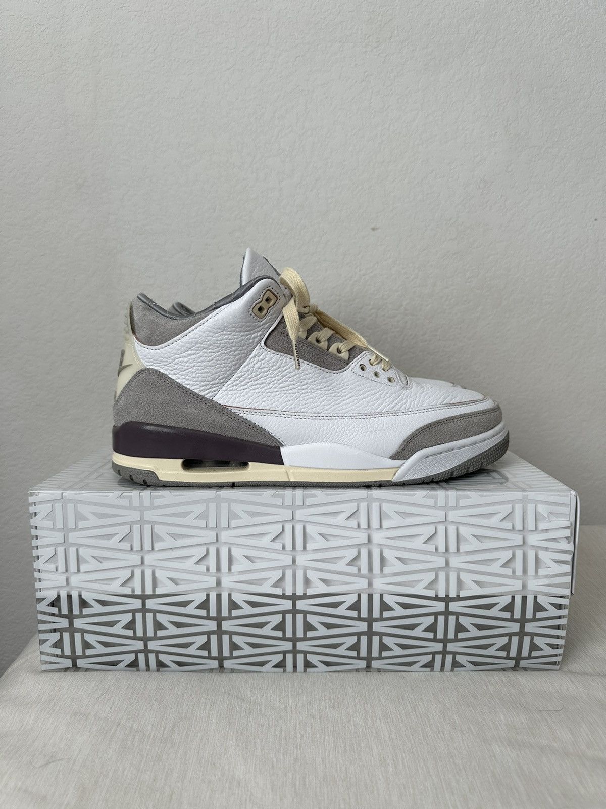 Jordan Brand A Ma Maniere Jordan 3 Size US 11 / EU 44 - 6 Thumbnail