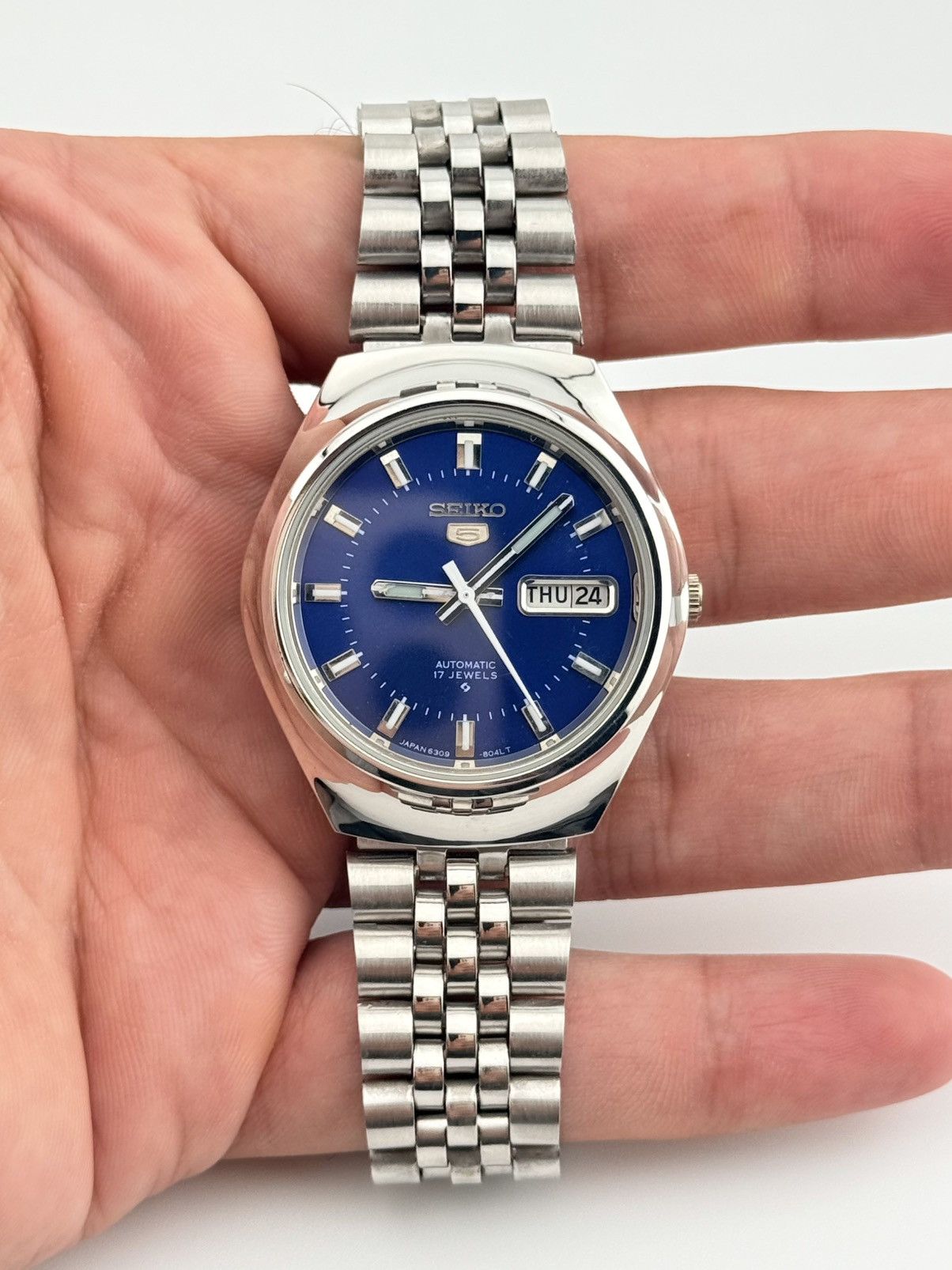 Seiko Vintage Seiko 5 Automatic Navy Blue Dial Men’s Wristwatch Size 36 - 2 Thumbnail