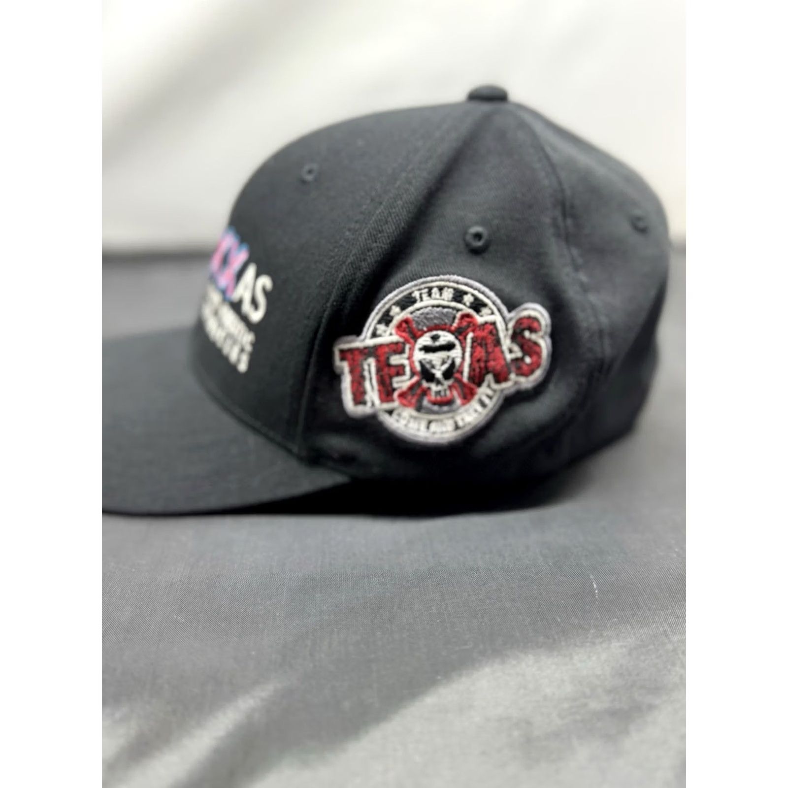 Vintage VINTAGE? No. Team Texxxas Exotic Racing Hat Cap Fitted Size A/M Black Stretch Fit Cannonball Size ONE SIZE - 2 Thumbnail
