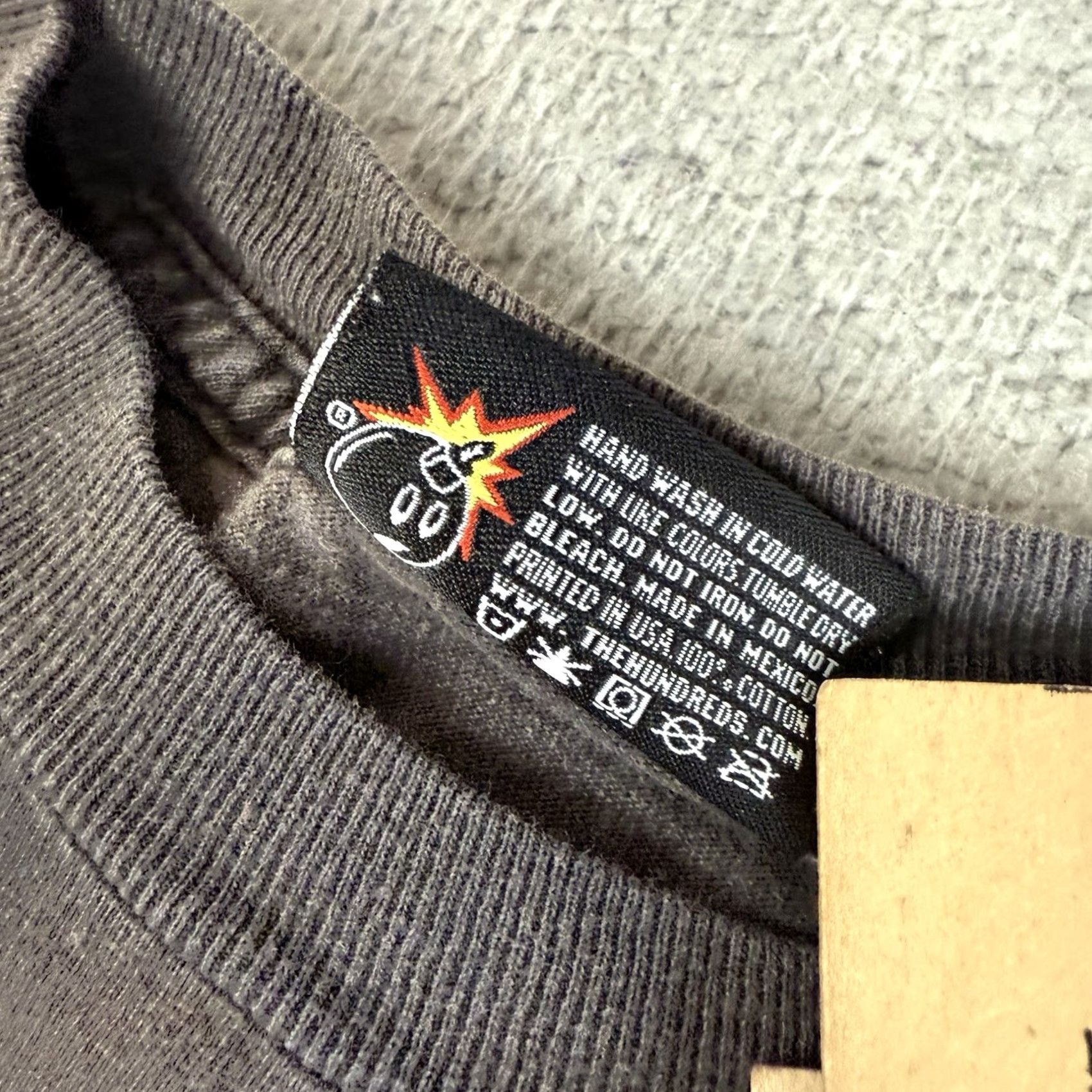 The Hundreds VINTAGE The Hundreds T Shirt Adult Small Gray Rasta Adam Bomb Crew Neck Distressed Fade Shirts Adults S Gray Adam Bomb Mens Women? Size US S / EU 44-46 / 1 - 4 Thumbnail
