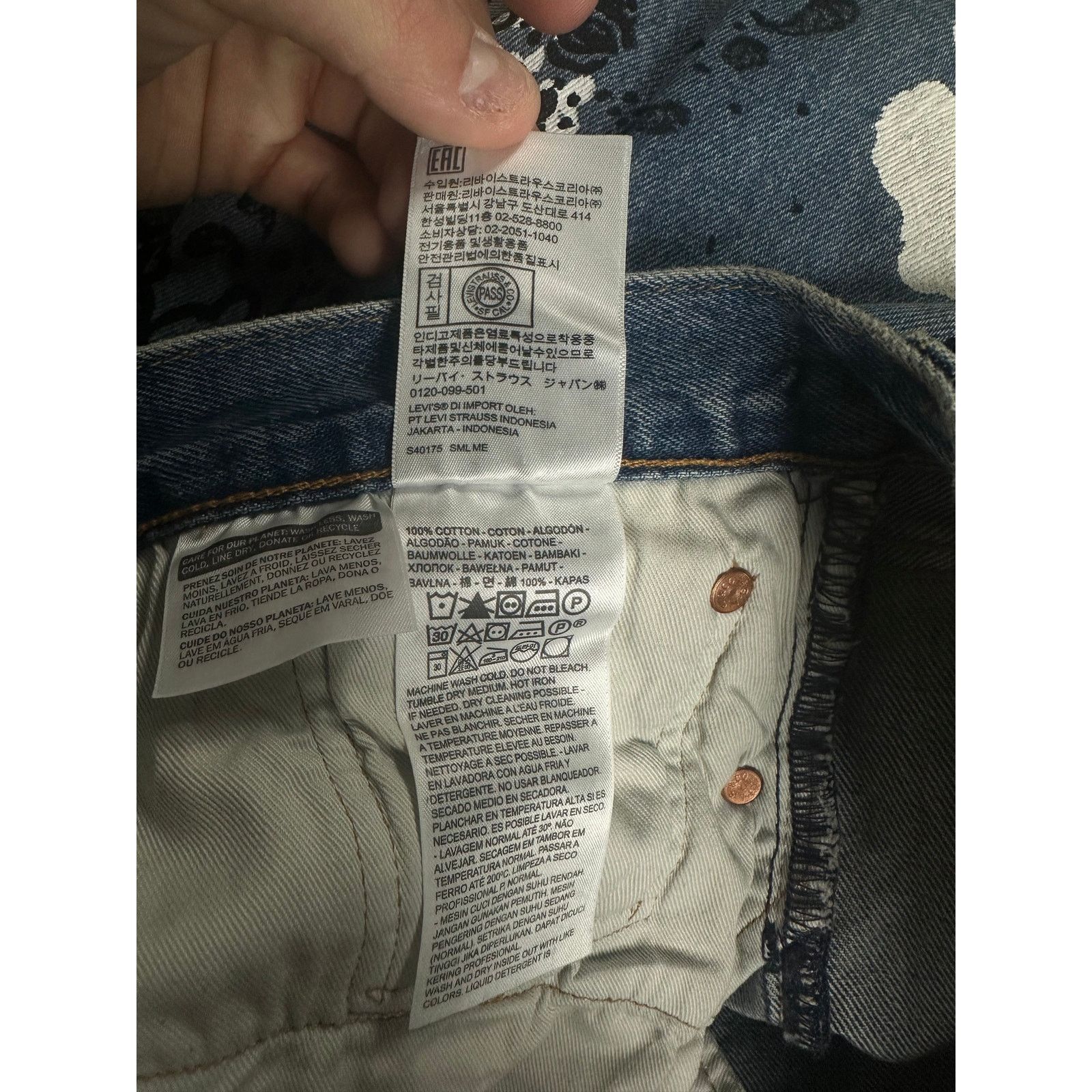 DENIM TEARS Irak Denim Tears Jeans Light Wash 34 Used Size US 34 / EU 50 - 3 Thumbnail