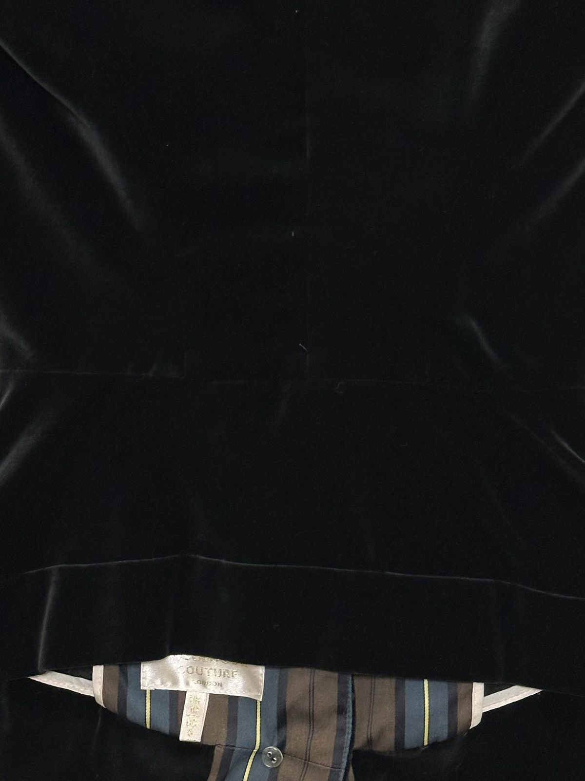 Vivienne Westwood VIVIENNE WESTWOOD F/W 1998 "Dressed To Scale" Velvet Jacket Size S / US 4 / IT 40 - 5 Thumbnail