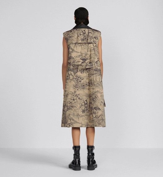 o1w1db10824 2-in-1 Sleeveless Coat in Beige Black