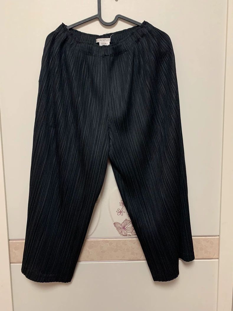 Issey Miyake issey miyake size:2 black pants 2505-Nextarrow Size US 26 / EU 42 - 1 Thumbnail