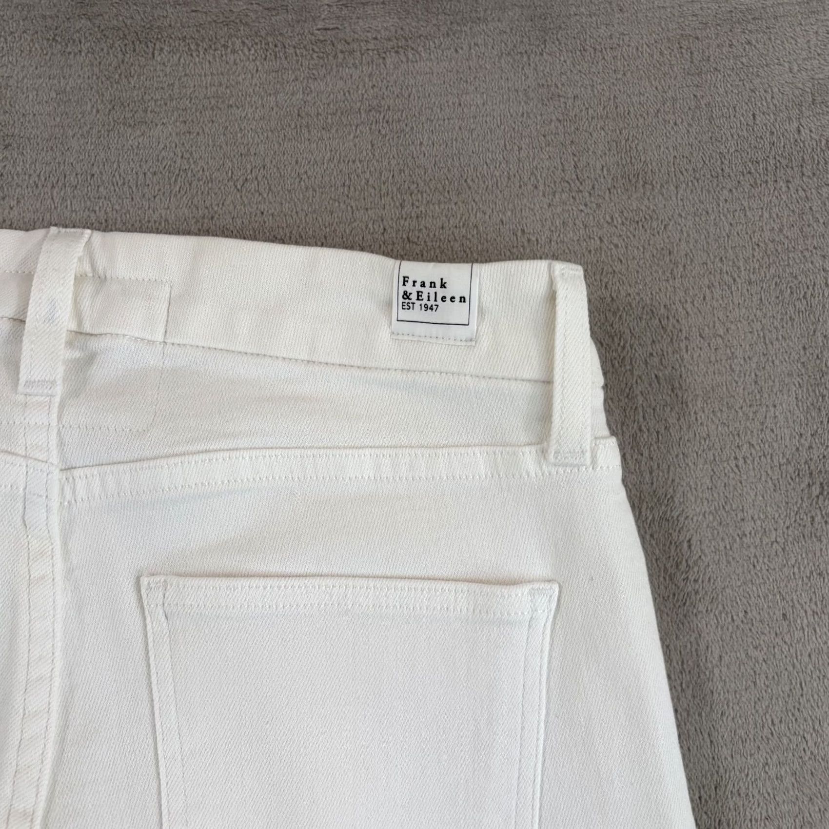 Frank & Eileen Frank & Eileen White Denim Jeans 5-Pocket Straight Skinny? No, Straight 27 Womens Cotton Blend Spandex Zip Fly 28 Inseam Vintage: No Size 27" / US 4 / IT 40 - 3 Thumbnail