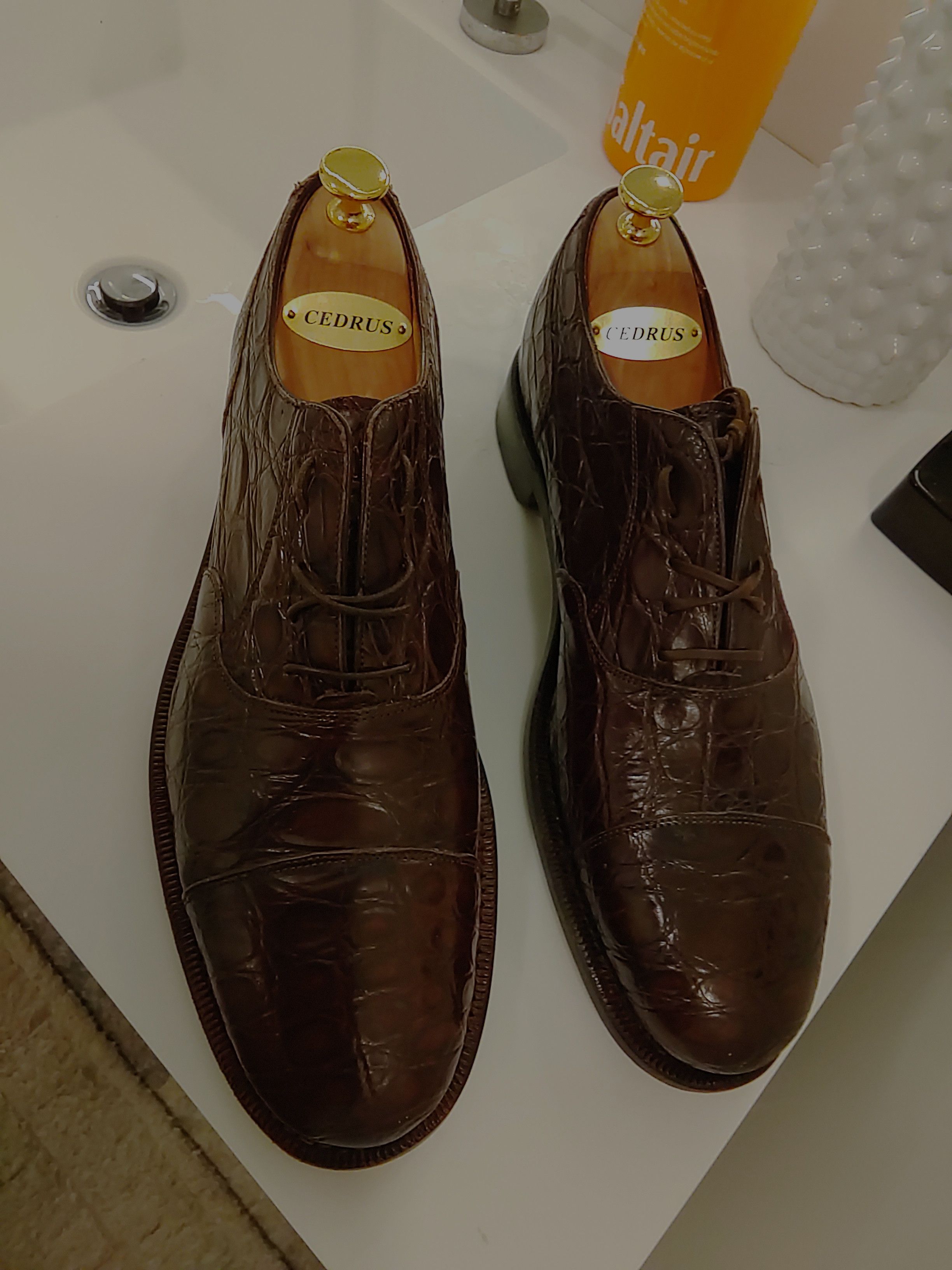 Salvatore Ferragamo TRAMEZZA Cap-toe, Lace-up, Oxford in Chocolate CROCODILE Size US 8.5 / EU 41-42 - 6 Thumbnail
