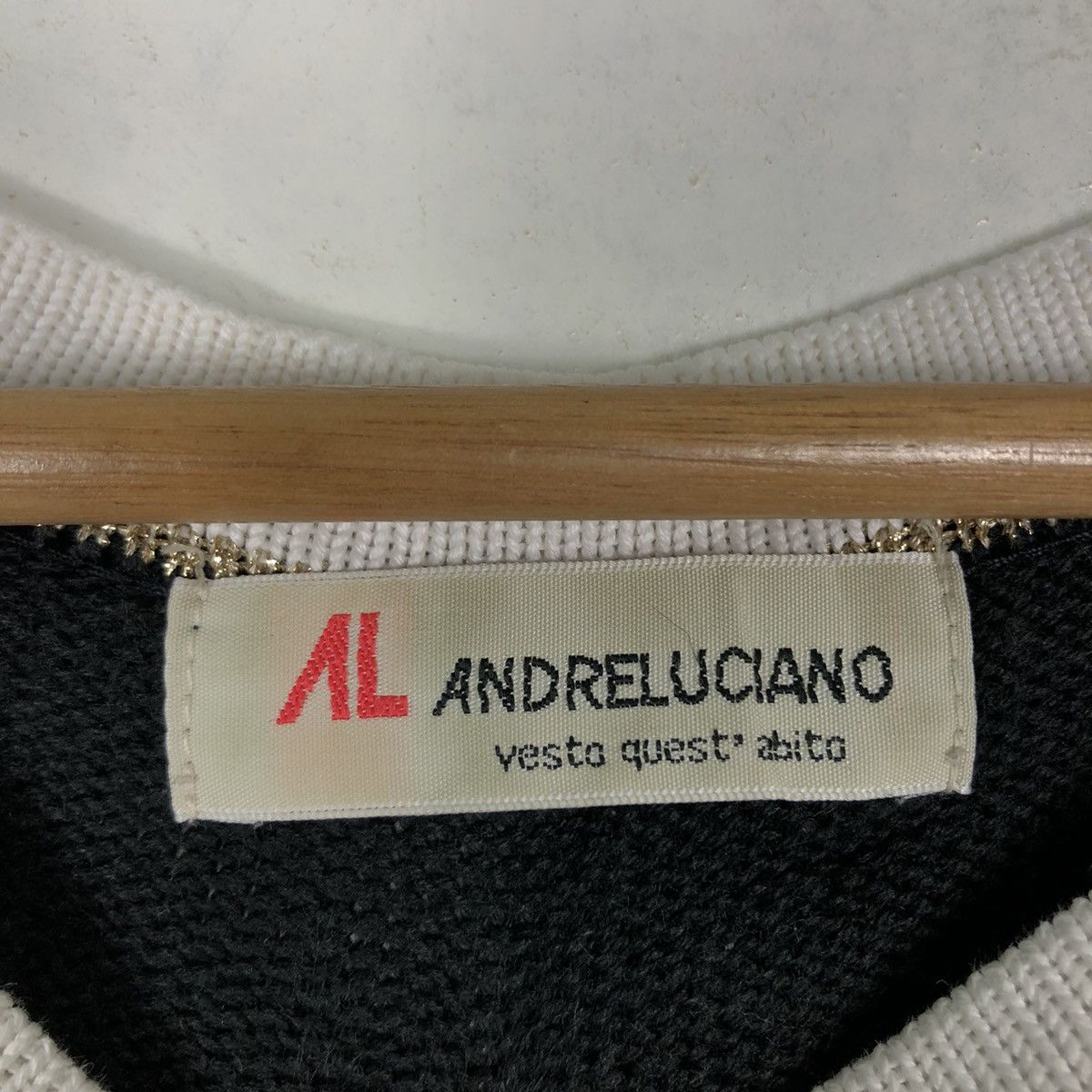 Japanese Brand 🔥Vintage Knit Sweatshirt Short Sleeve Andreluciano Japan Size US M / EU 48-50 / 2 - 10 Thumbnail