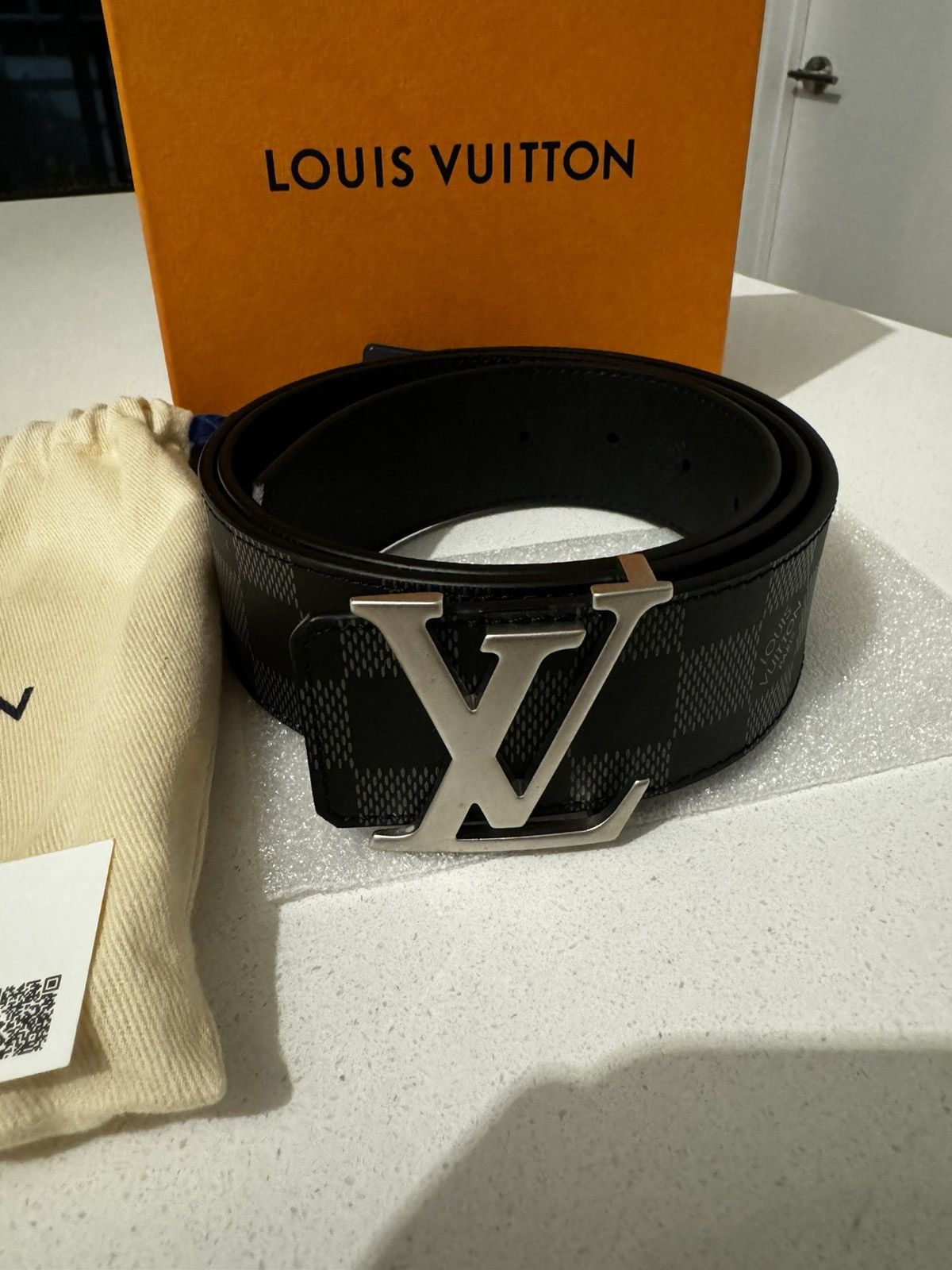 Louis Vuitton LV Initiales 40mm Reversible Belt Size 32 - 2 Thumbnail