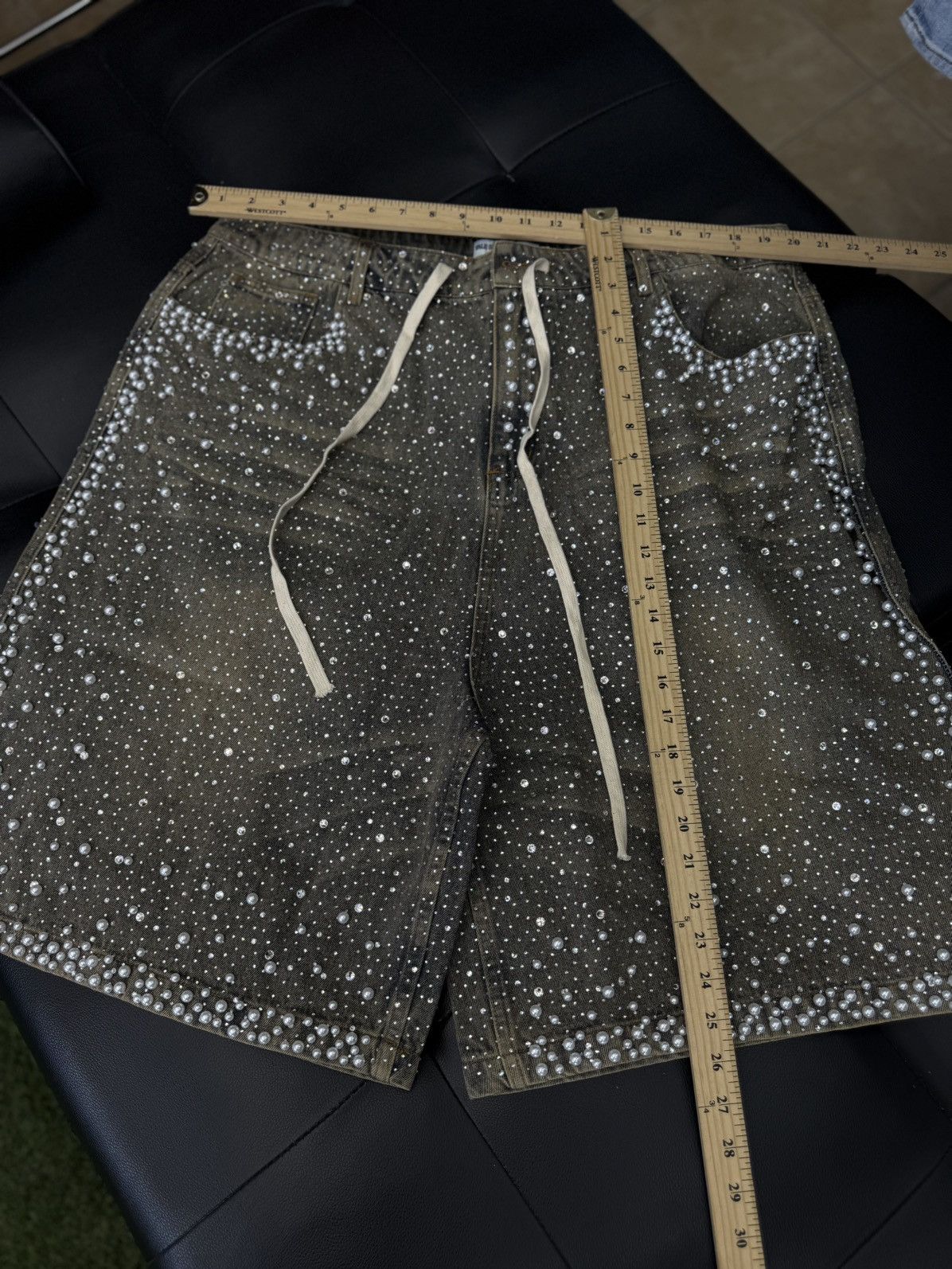 Vale Valley Vale Blue Rhinestone Shorts Size 38 (NEW) Size US 38 / EU 54 - 7 Thumbnail