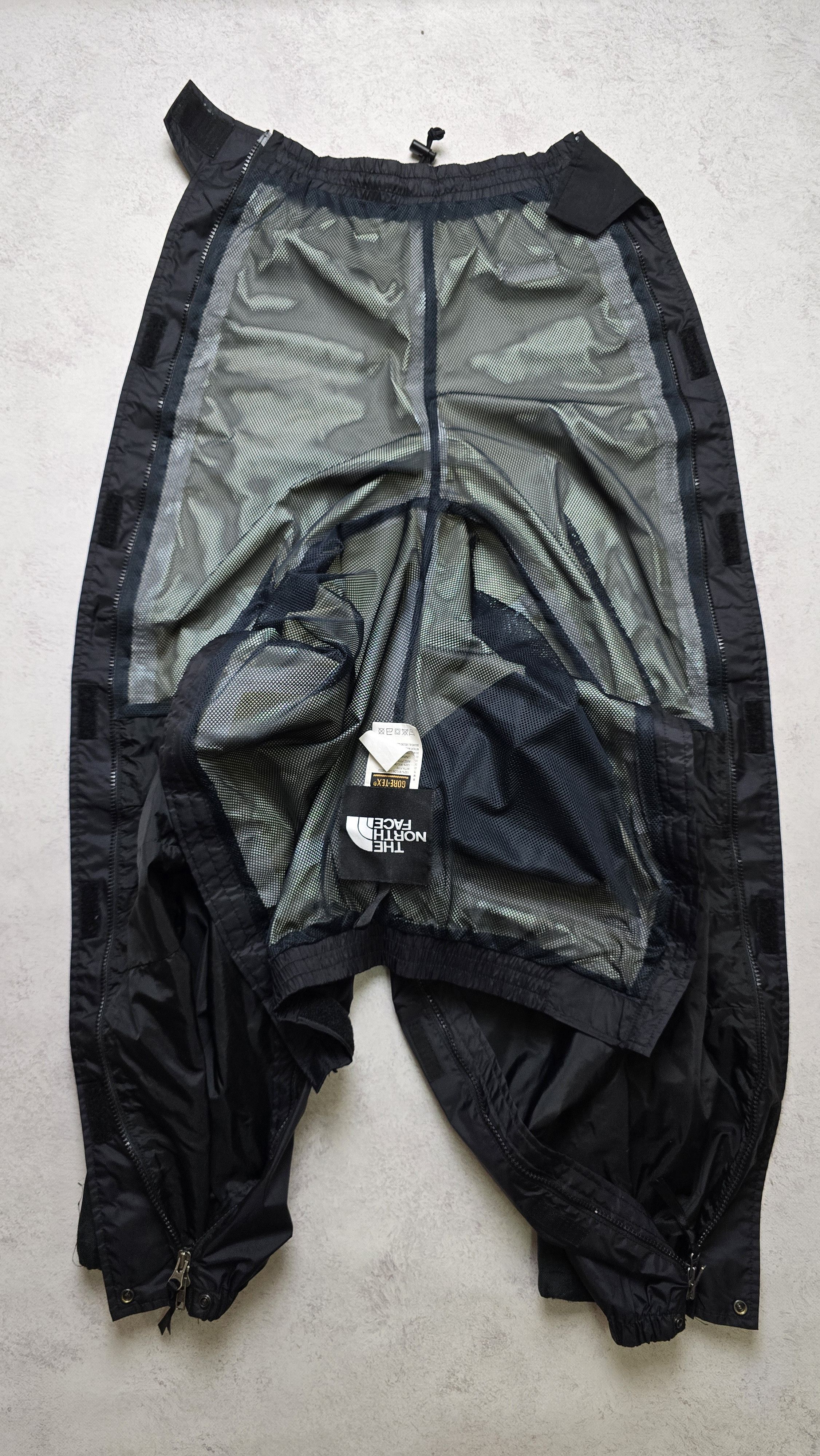 The North Face Gore-Tex Mountain Light Pants Men’s S Full Zip Ski Shell Size US 30 / EU 46 - 8 Thumbnail