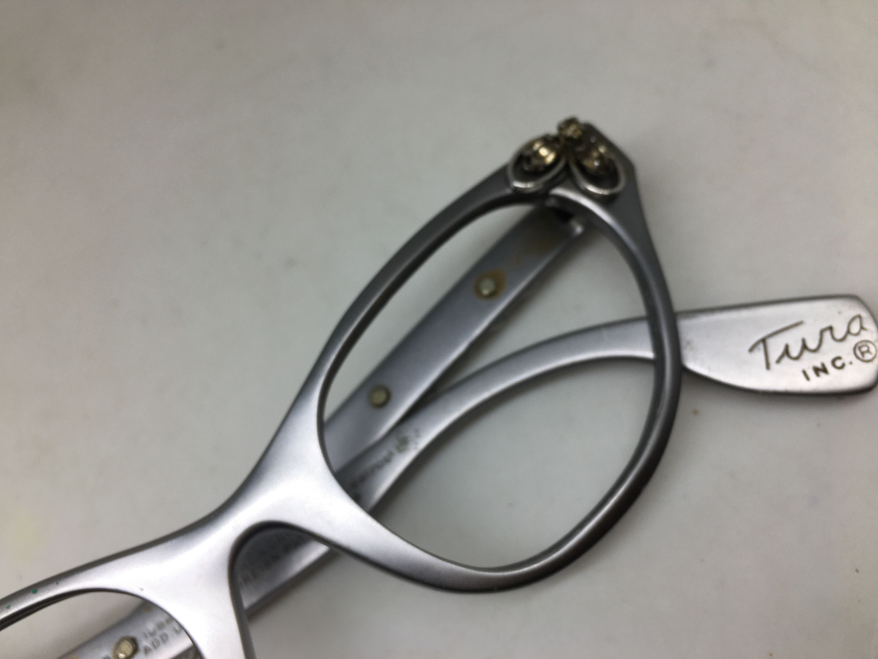 Vintage Vintage 50s TURA Woman Aluminum Silver Cateye Sunglasses Size ONE SIZE - 9 Thumbnail